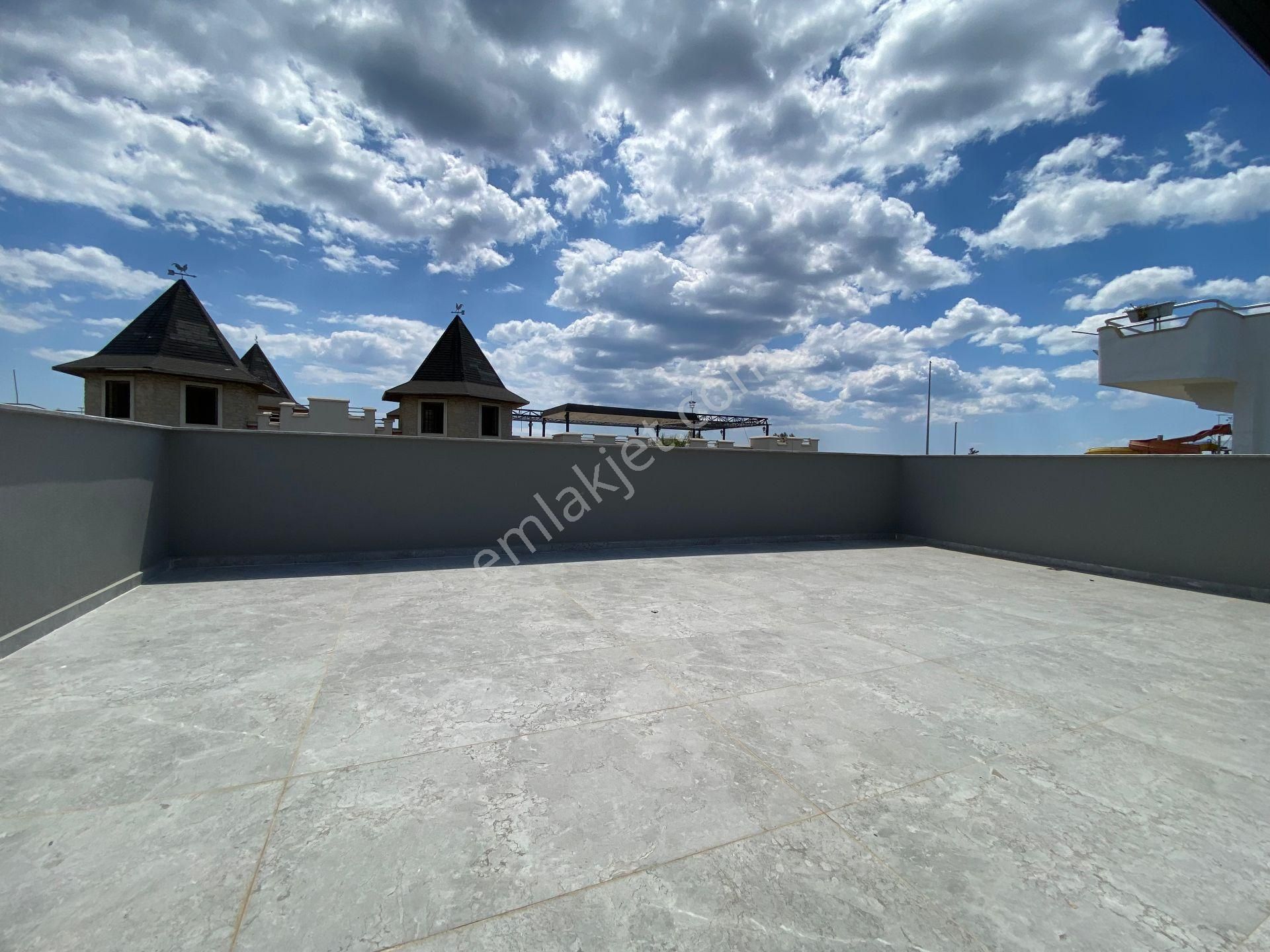 Menderes Gümüldür Deniz Tarafında: Modern Mimari, Tam Müstakil Lüks Satılık 4+1villa! - Görsel 16