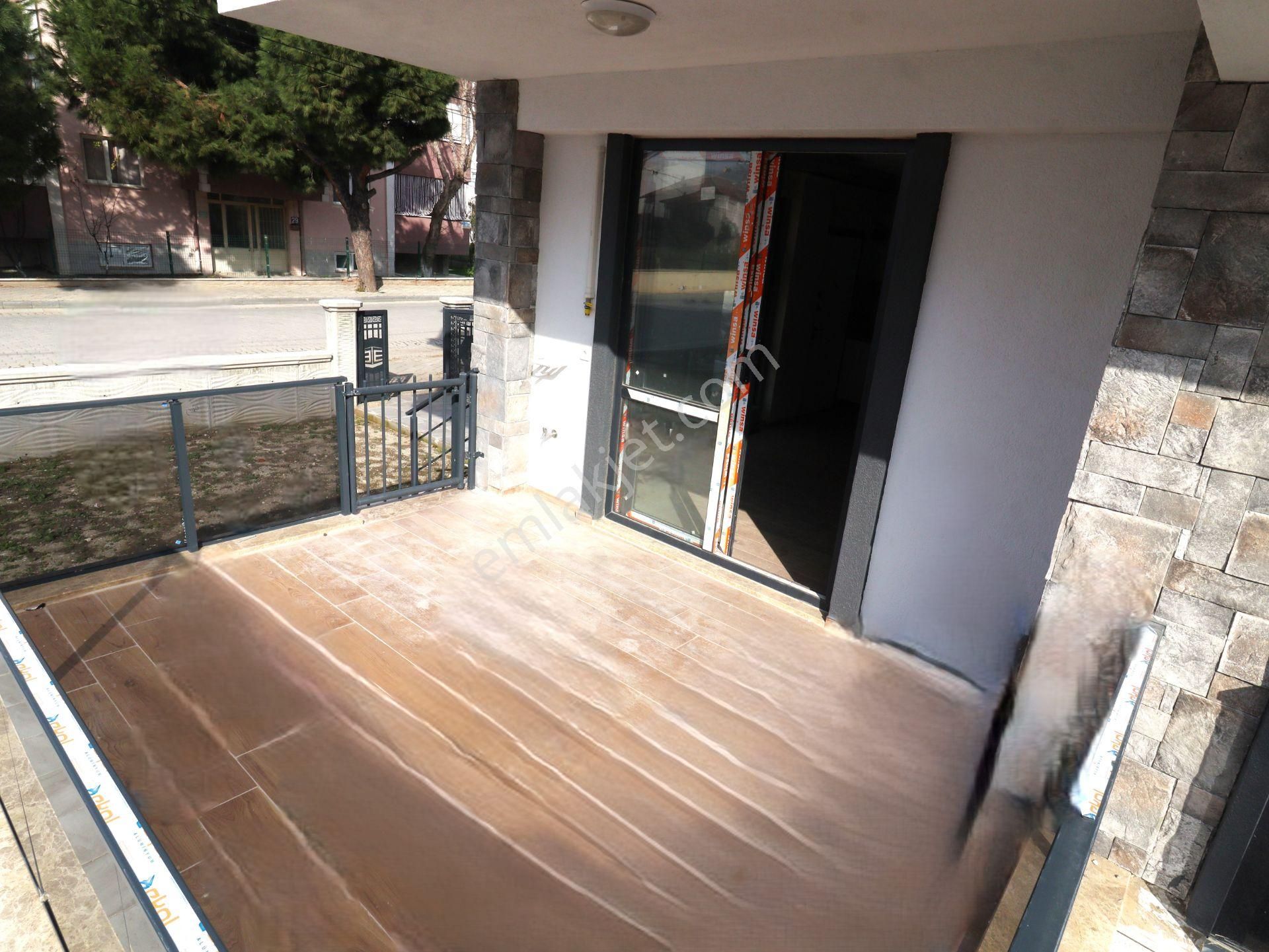 Aygül'den Burhaniye Bahçelievler'de Müstakil Tadın'da Geniş Bahçe Kullanımlı Sıfır 1+1 Satılık Daire - Görsel 32