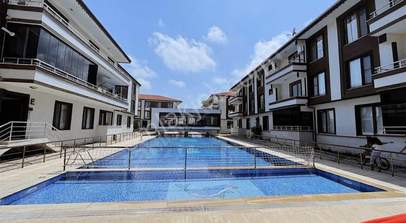 Sakarya Karasu Aziziye Mah.satılık 1+1 Eşyalı Daire