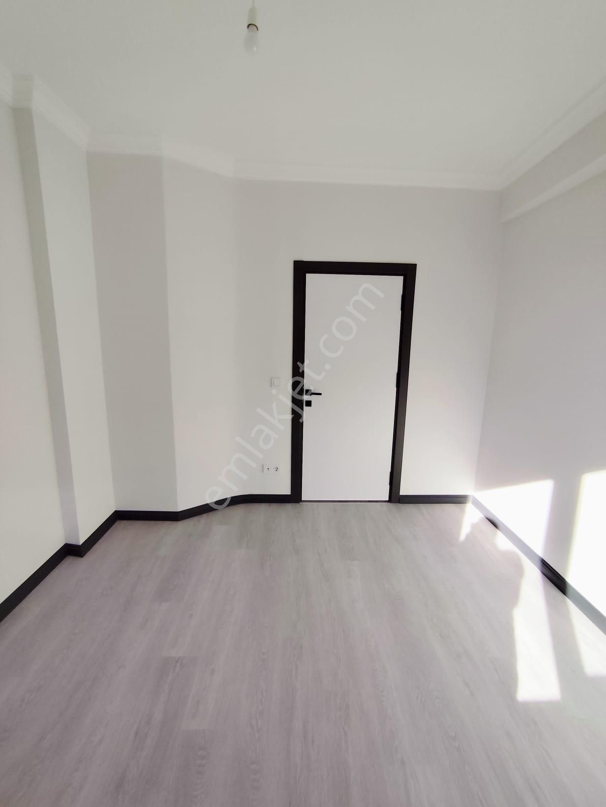 Mertcan Dan Adnan Kahveci Metroya Yürüme Teraslı 3+2 Dubleks Daire - Görsel 4