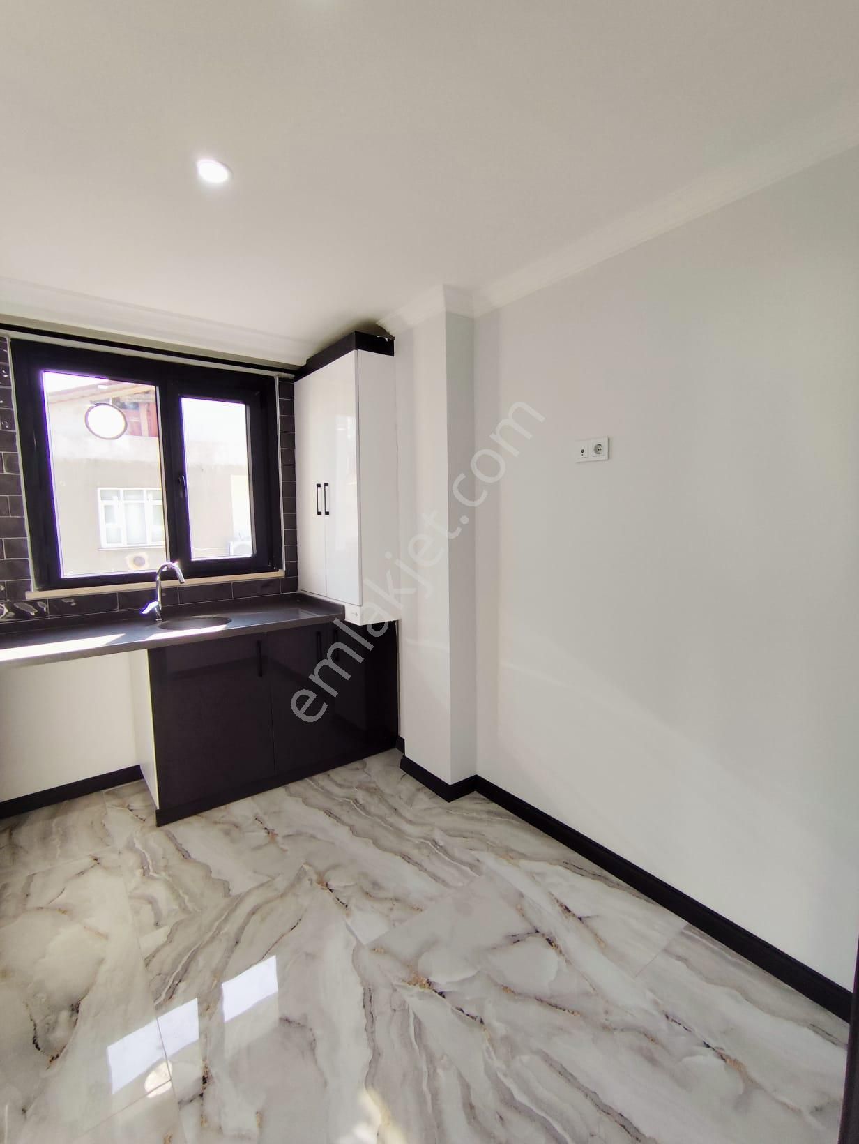 Mertcan Dan Adnan Kahveci Metroya Yürüme Teraslı 3+2 Dubleks Daire - Görsel 13