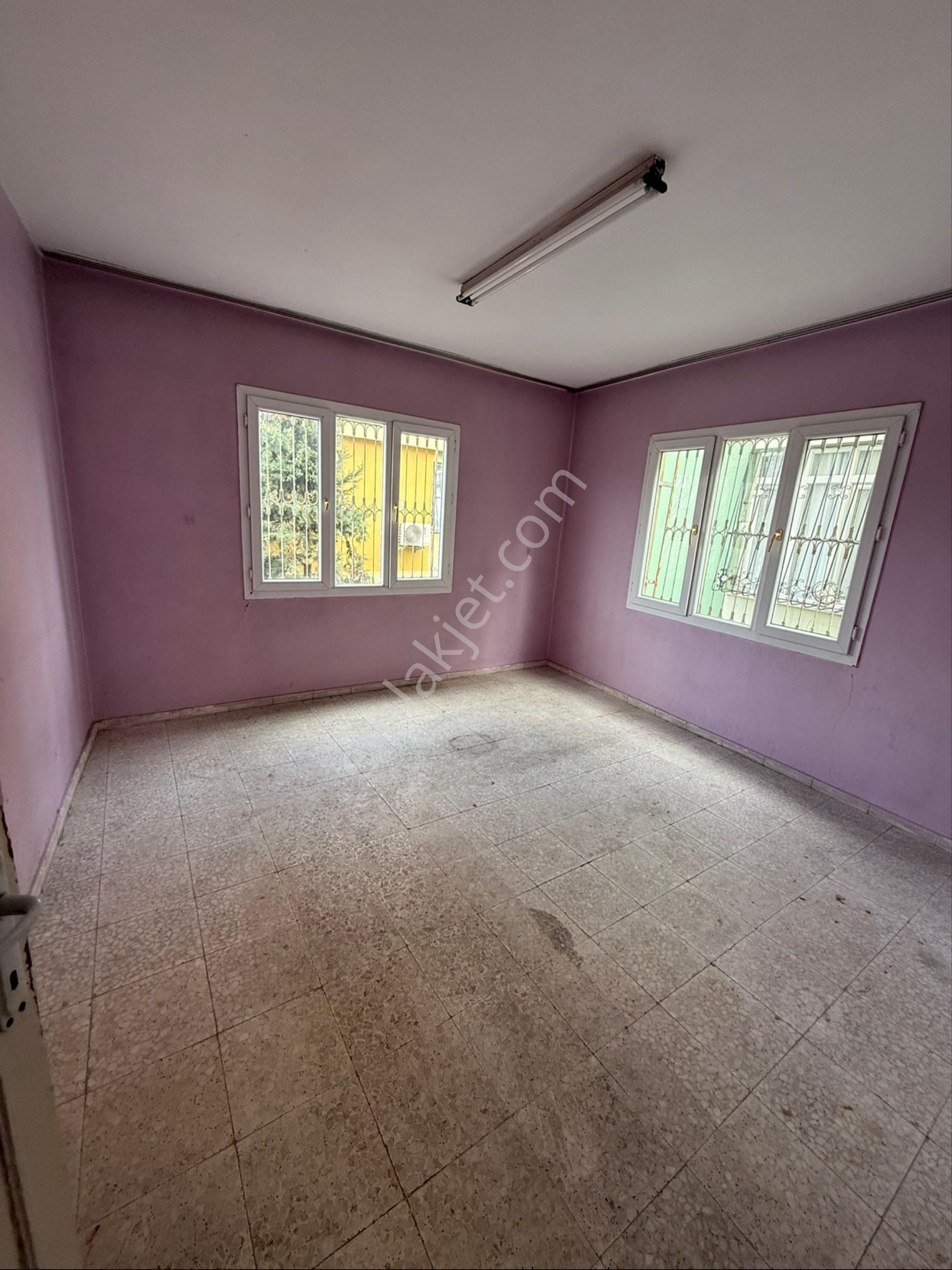 Uçak Mahallesı’nde 2 + 1 Kıralık Daıre - Görsel 3