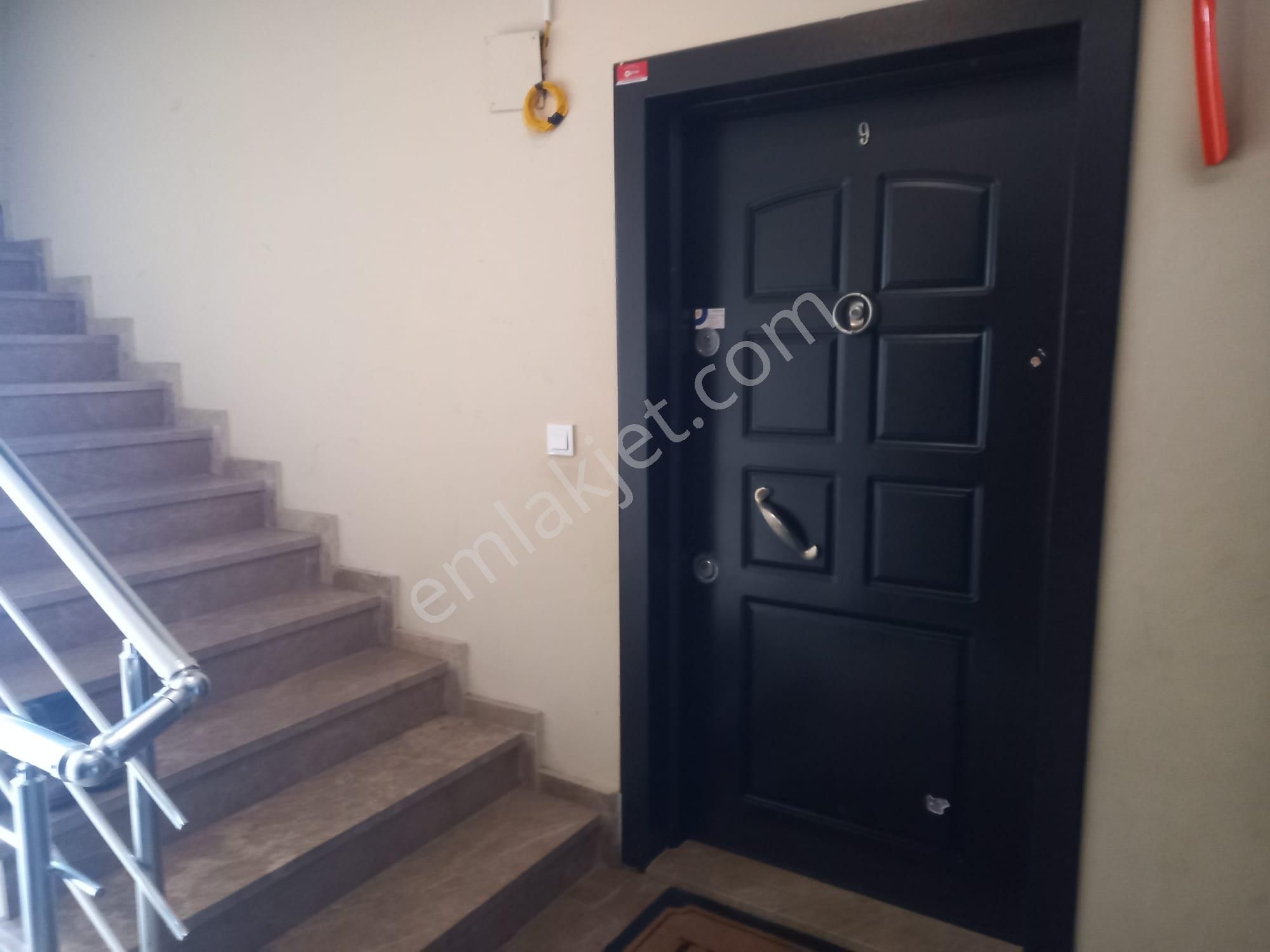 Roma' Dan Kozluca Yolunda Satılık Site İçi Daire - Görsel 12