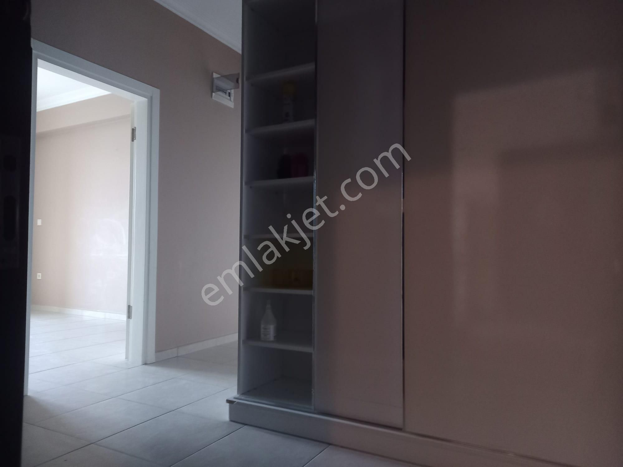 Roma' Dan Kozluca Yolunda Satılık Site İçi Daire - Görsel 13