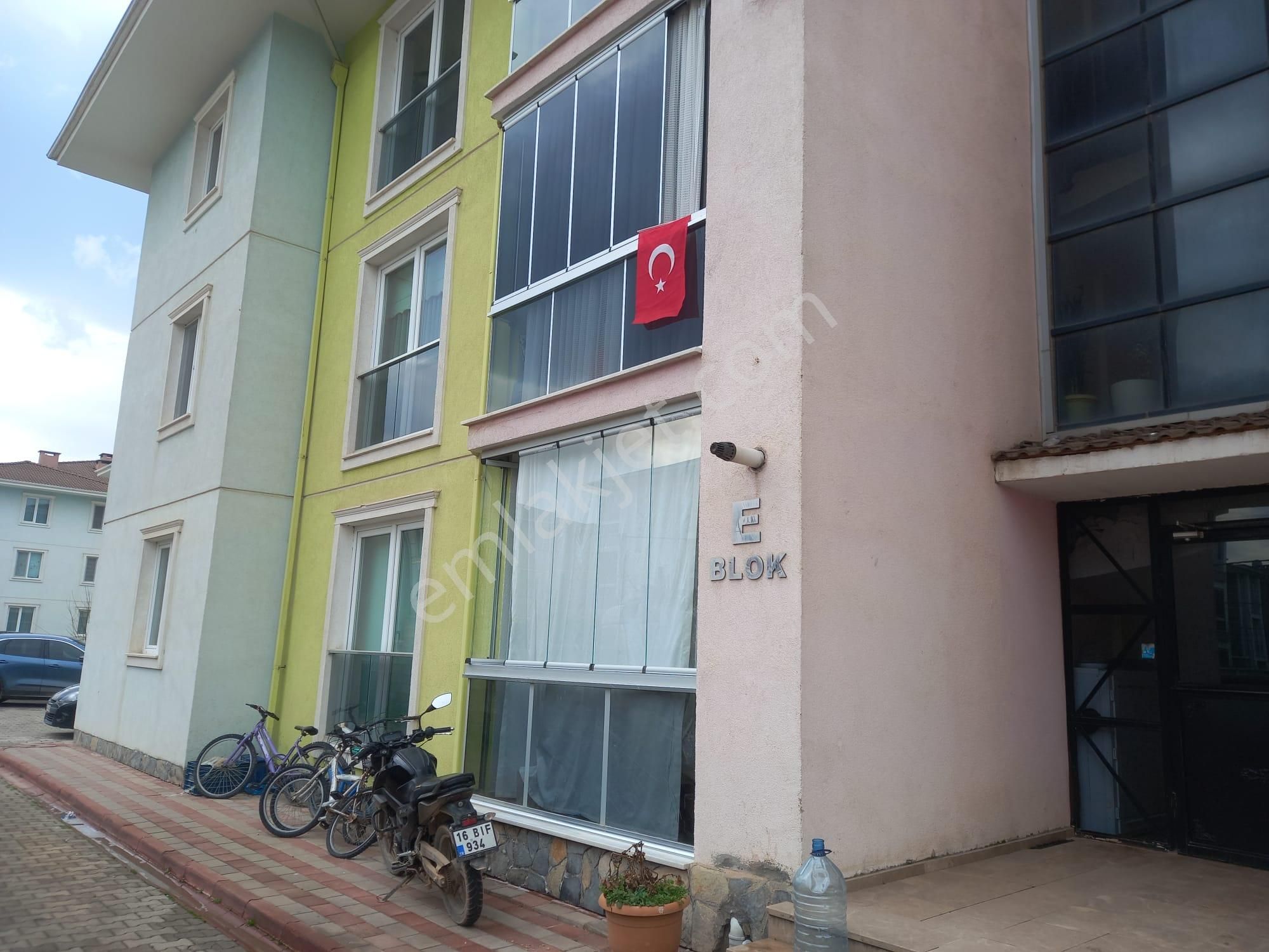 Roma' Dan Kozluca Yolunda Satılık Site İçi Daire - Görsel 7