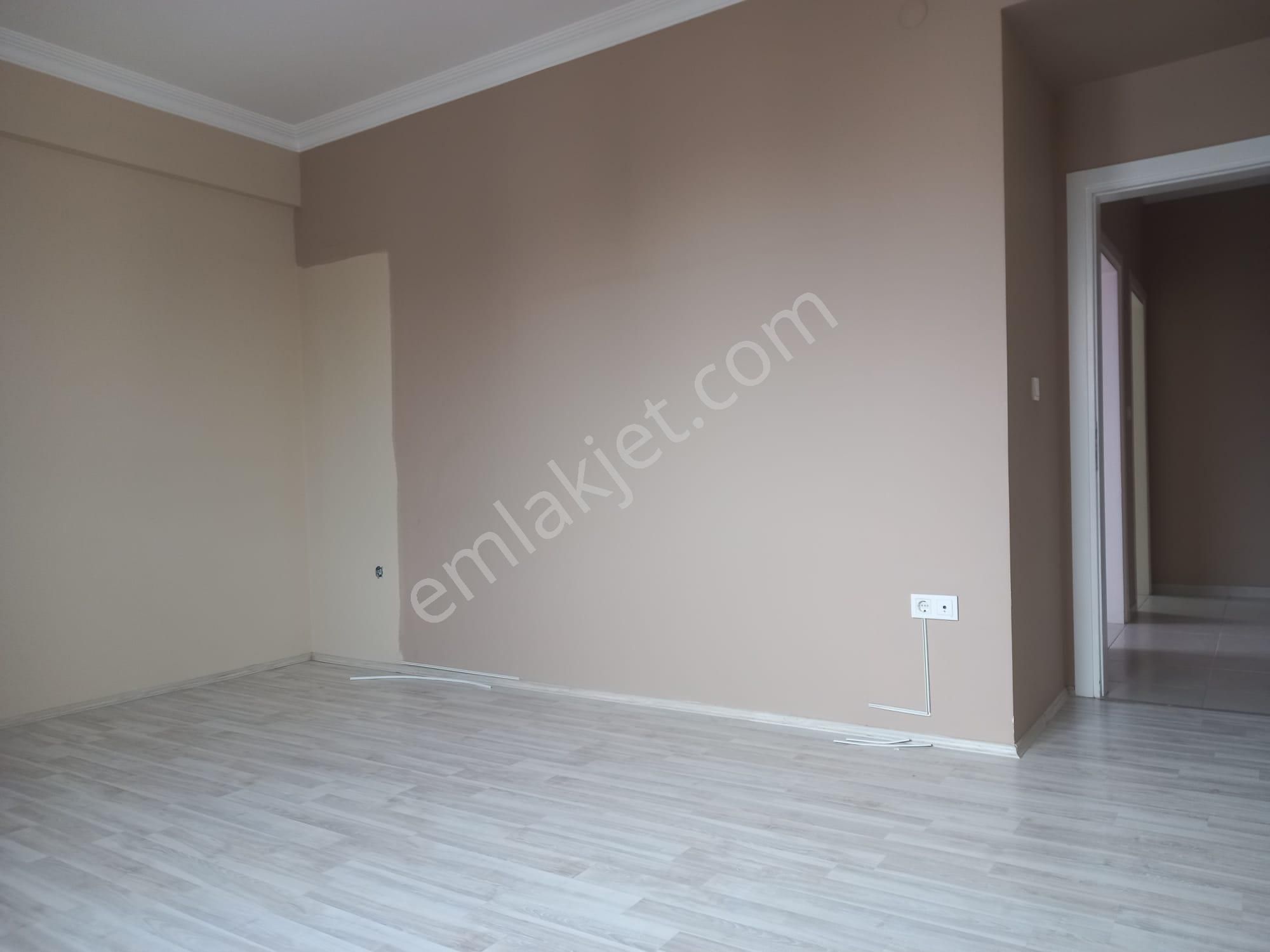 Roma' Dan Kozluca Yolunda Satılık Site İçi Daire - Görsel 22