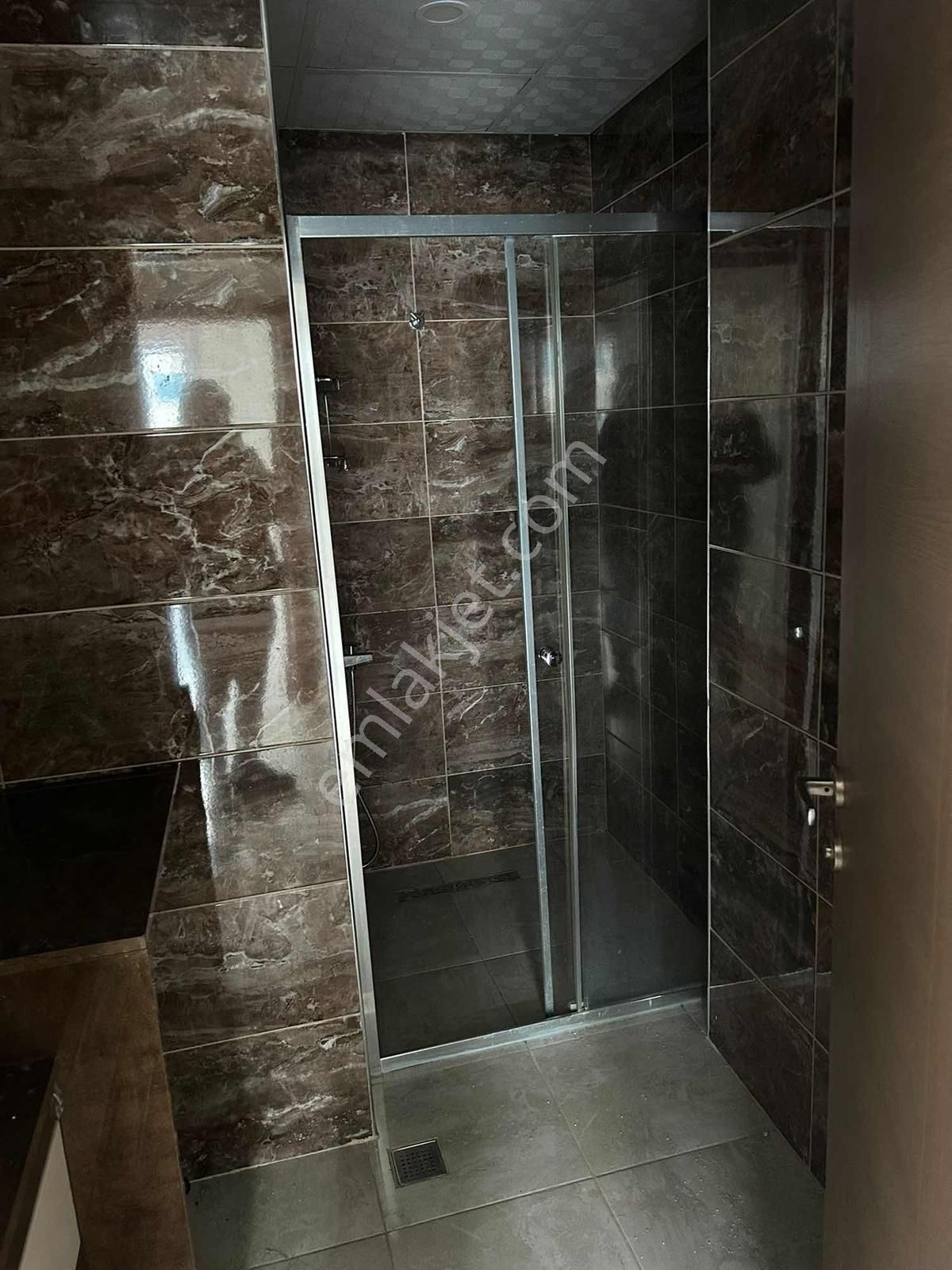 Tuzla Marin City'de Havuz Cepheli 2+1 Kiralık Daire - Görsel 4