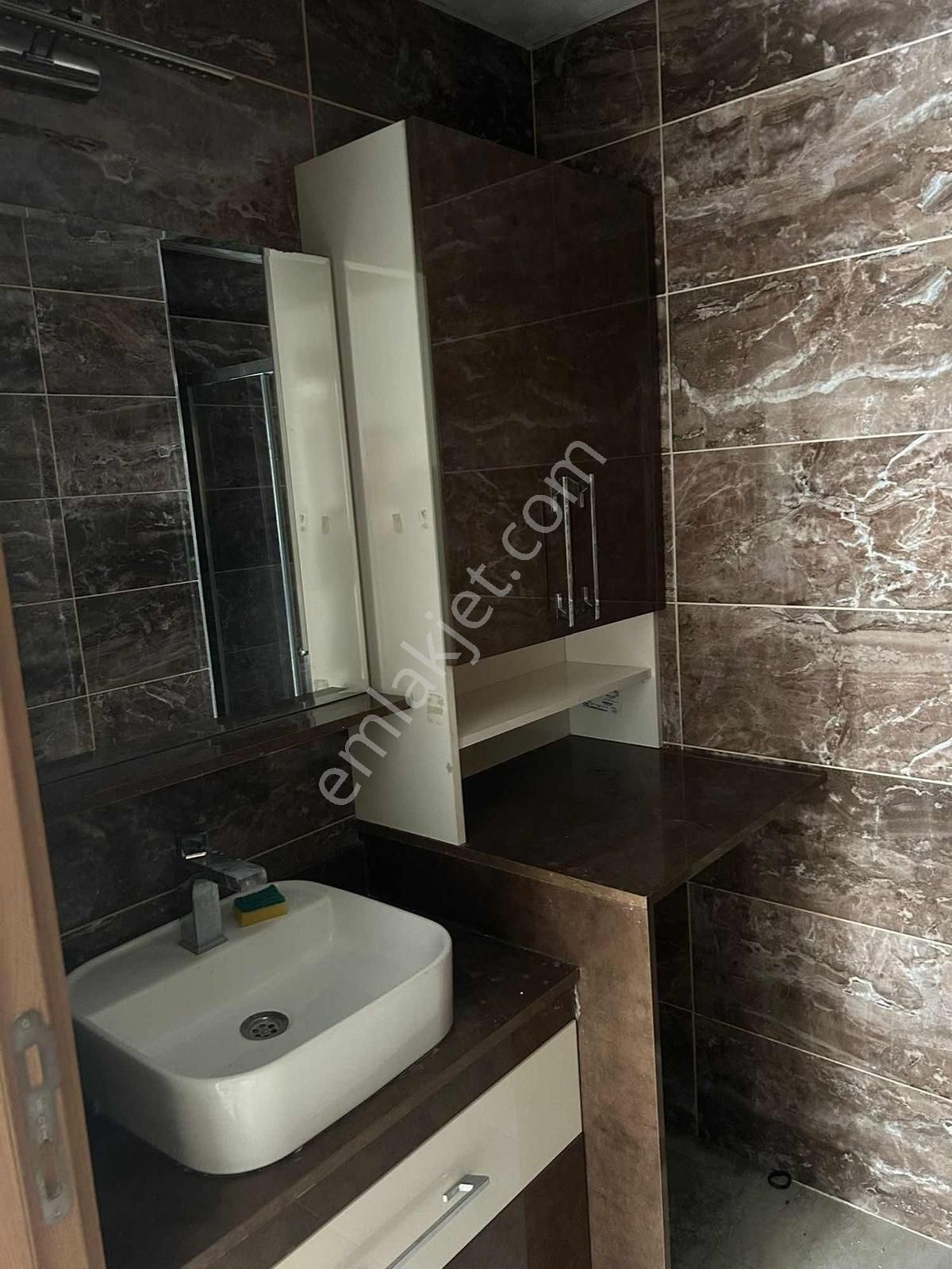 Tuzla Marin City'de Havuz Cepheli 2+1 Kiralık Daire - Görsel 5