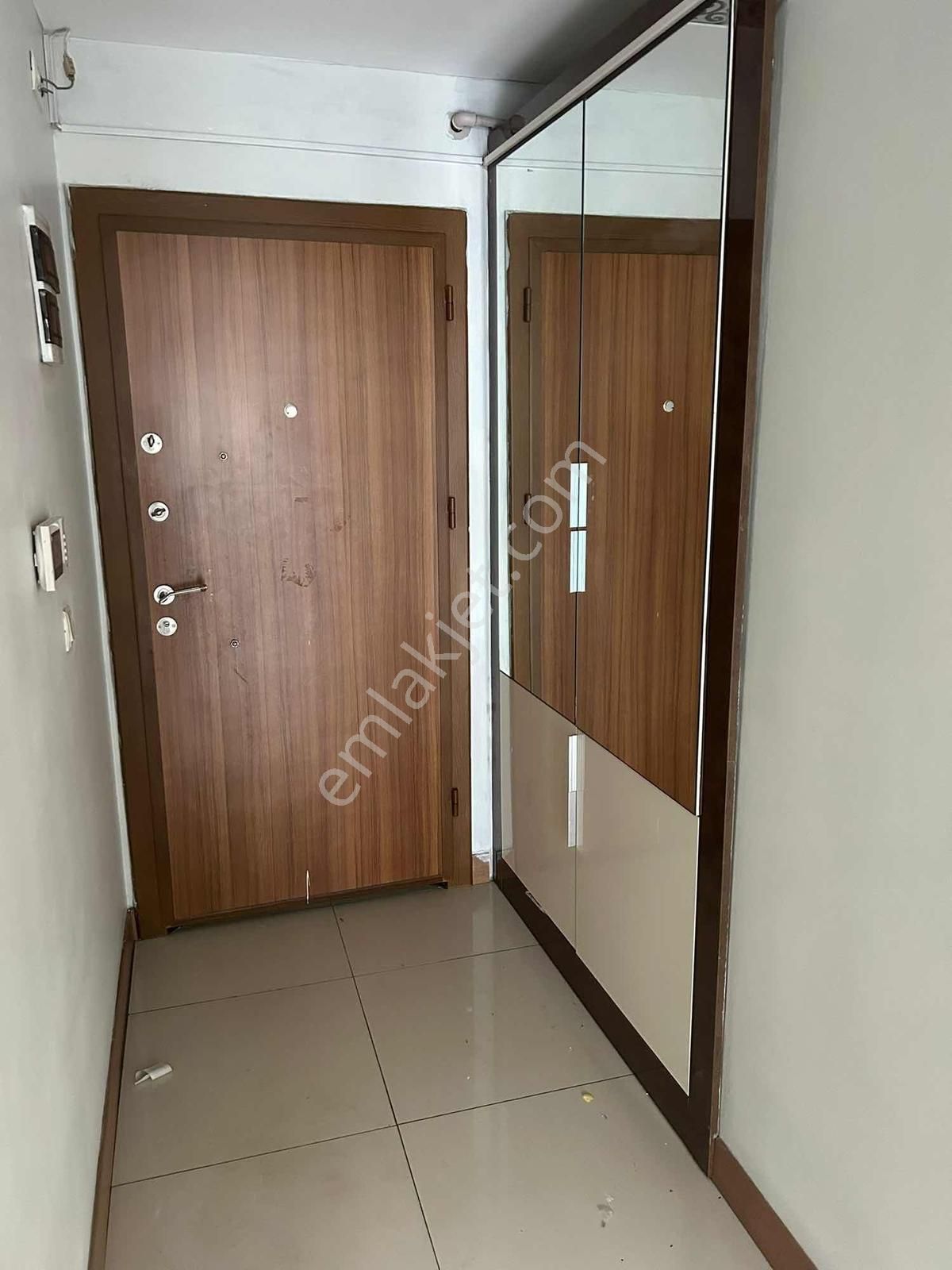 Tuzla Marin City'de Havuz Cepheli 2+1 Kiralık Daire - Görsel 6