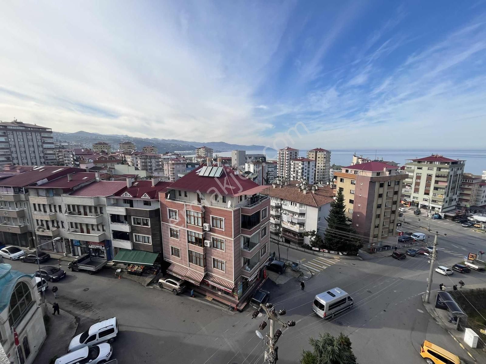 Karşıyaka Deniz Manzaralı 2+1 Kiralık - Görsel 2