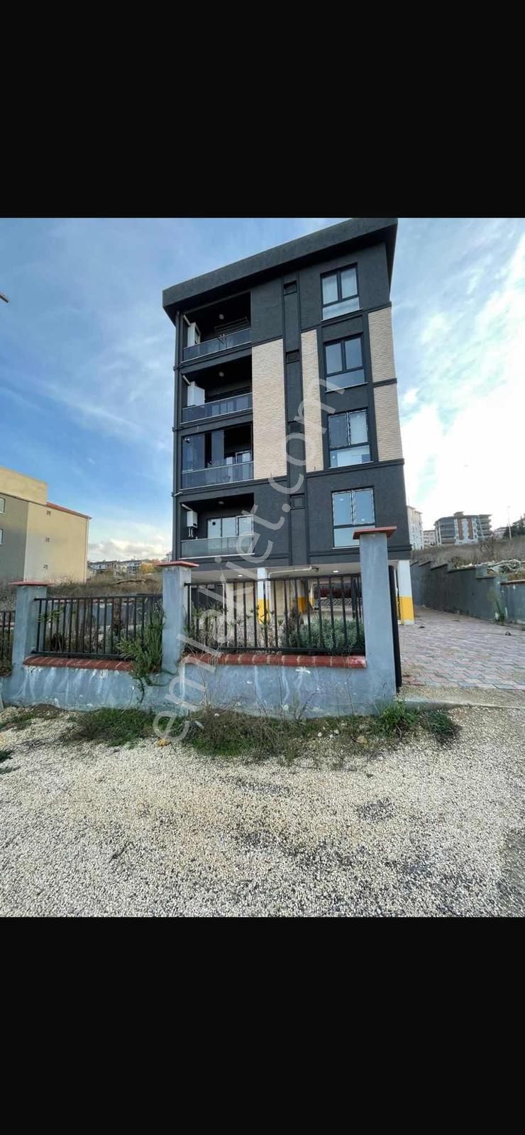 Anka Gm Den Alanyurt Esentepe Mahallesinde 1+1 Kiralık Daire - Görsel 4