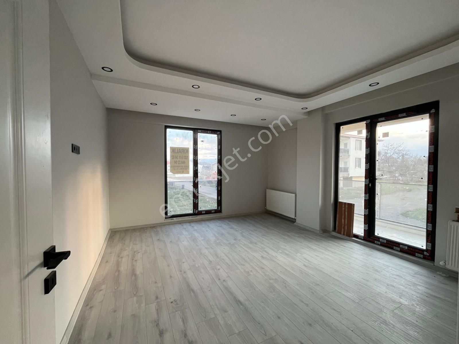 Roma' Dan Akhisar Mahallesi' Nde Kiralık Daire - Görsel 6