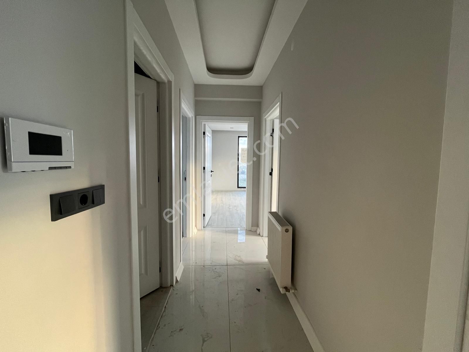 Roma' Dan Akhisar Mahallesi' Nde Kiralık Daire - Görsel 2