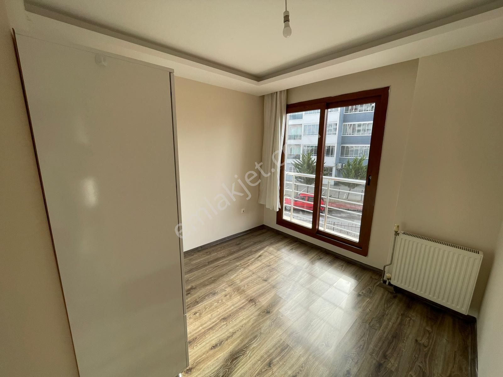 Tüzün'den Üniversite Caddesi'nde Geniş 1+1 Eşyalı Kiralık Daire - Görsel 8