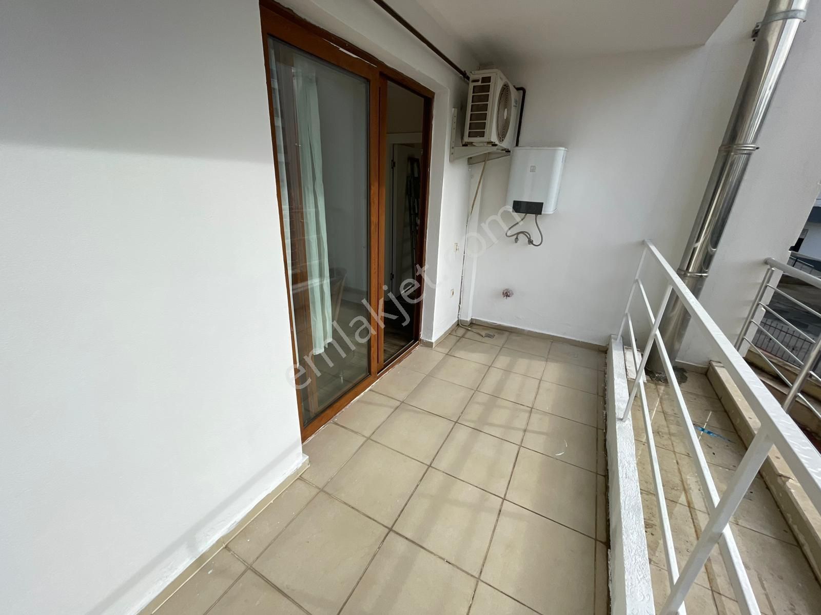 Tüzün'den Üniversite Caddesi'nde Geniş 1+1 Eşyalı Kiralık Daire - Görsel 18
