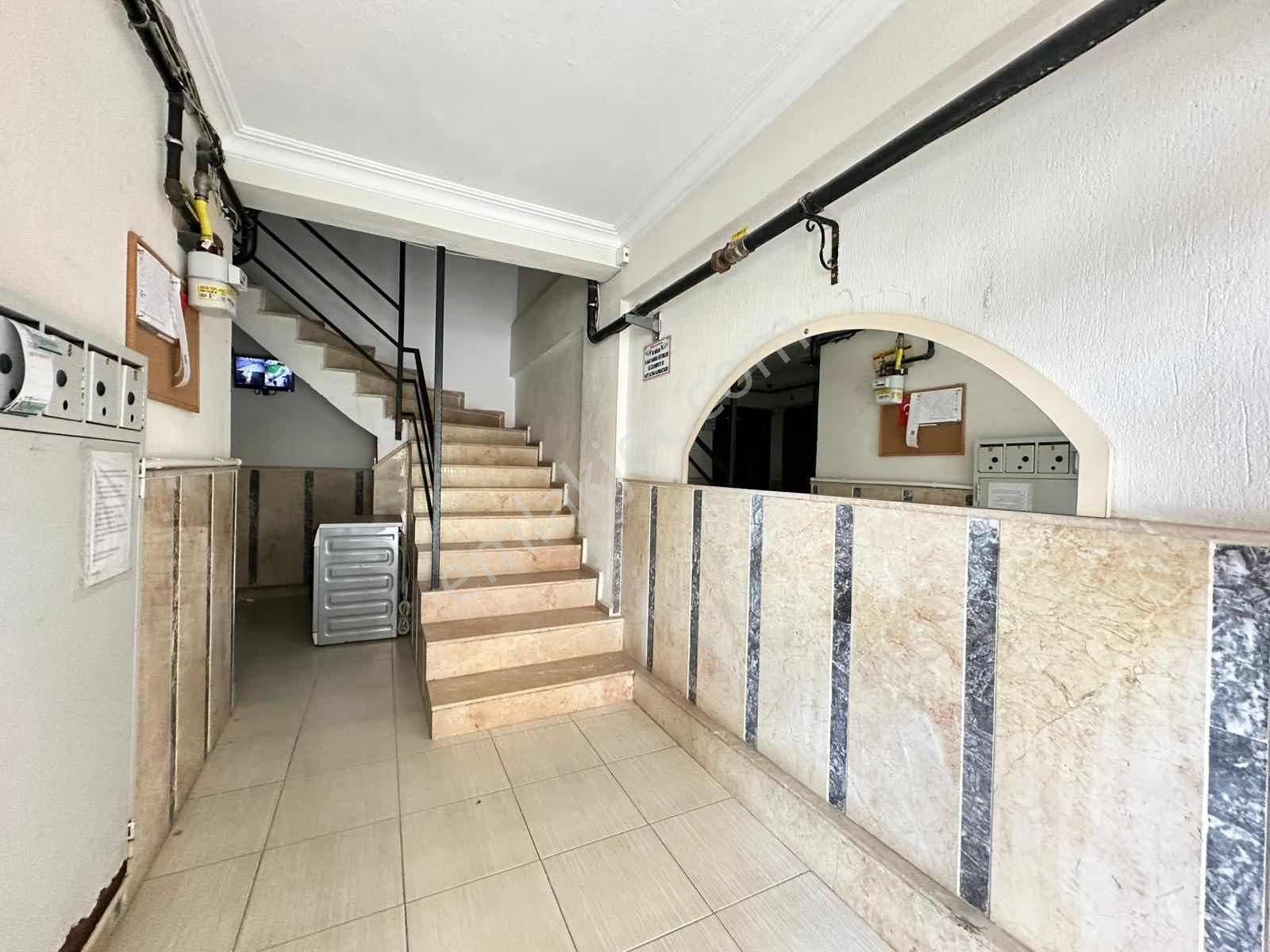 Cumhuriyet Mahallesinde Önü Açık 3+1 Asansörlü Ara Kat Fırsatı - Görsel 18