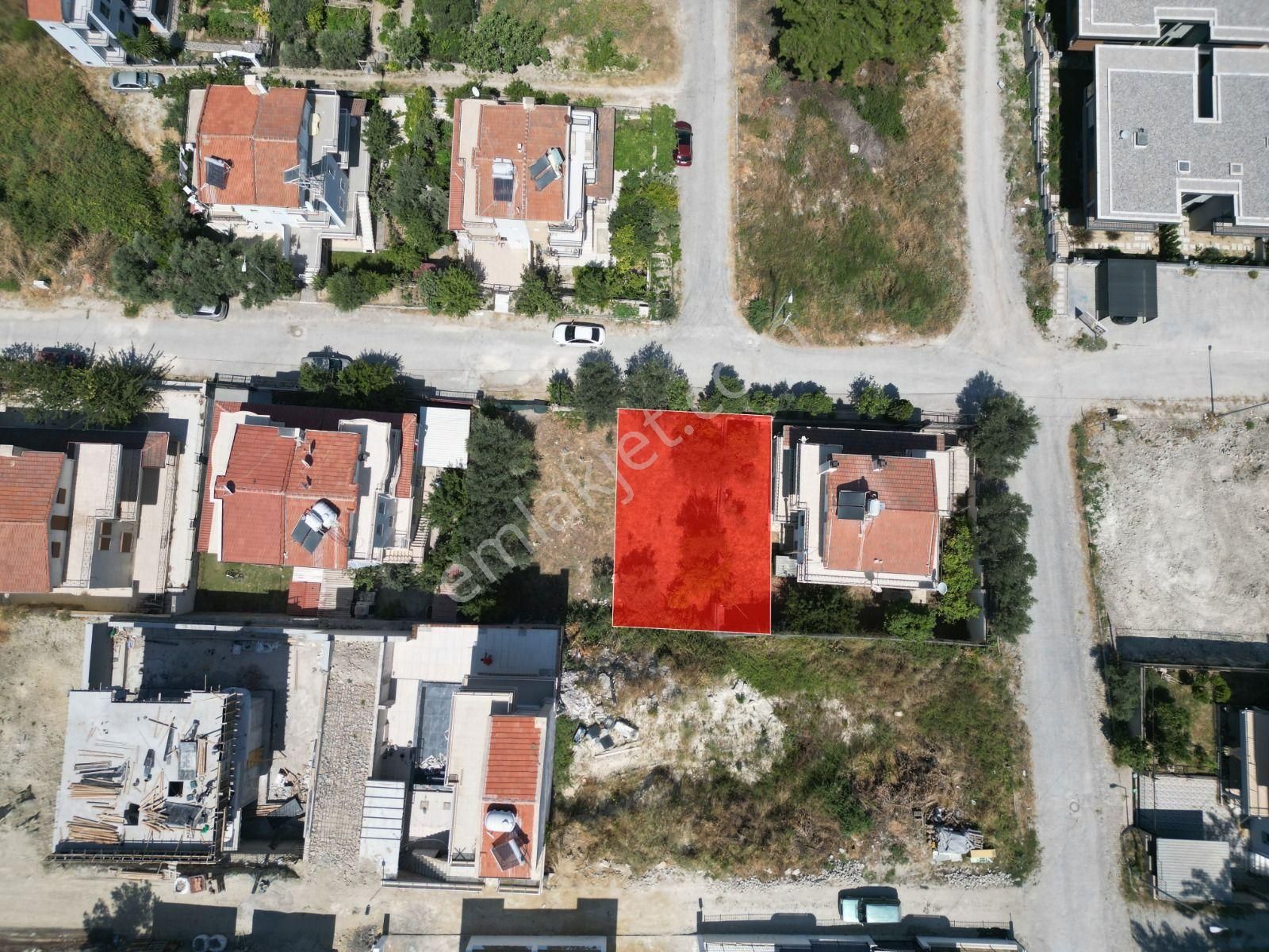 Kuşadası Merkezde Deniz Manzaralı Satılık Villa İmarlı Arsa - Görsel 11