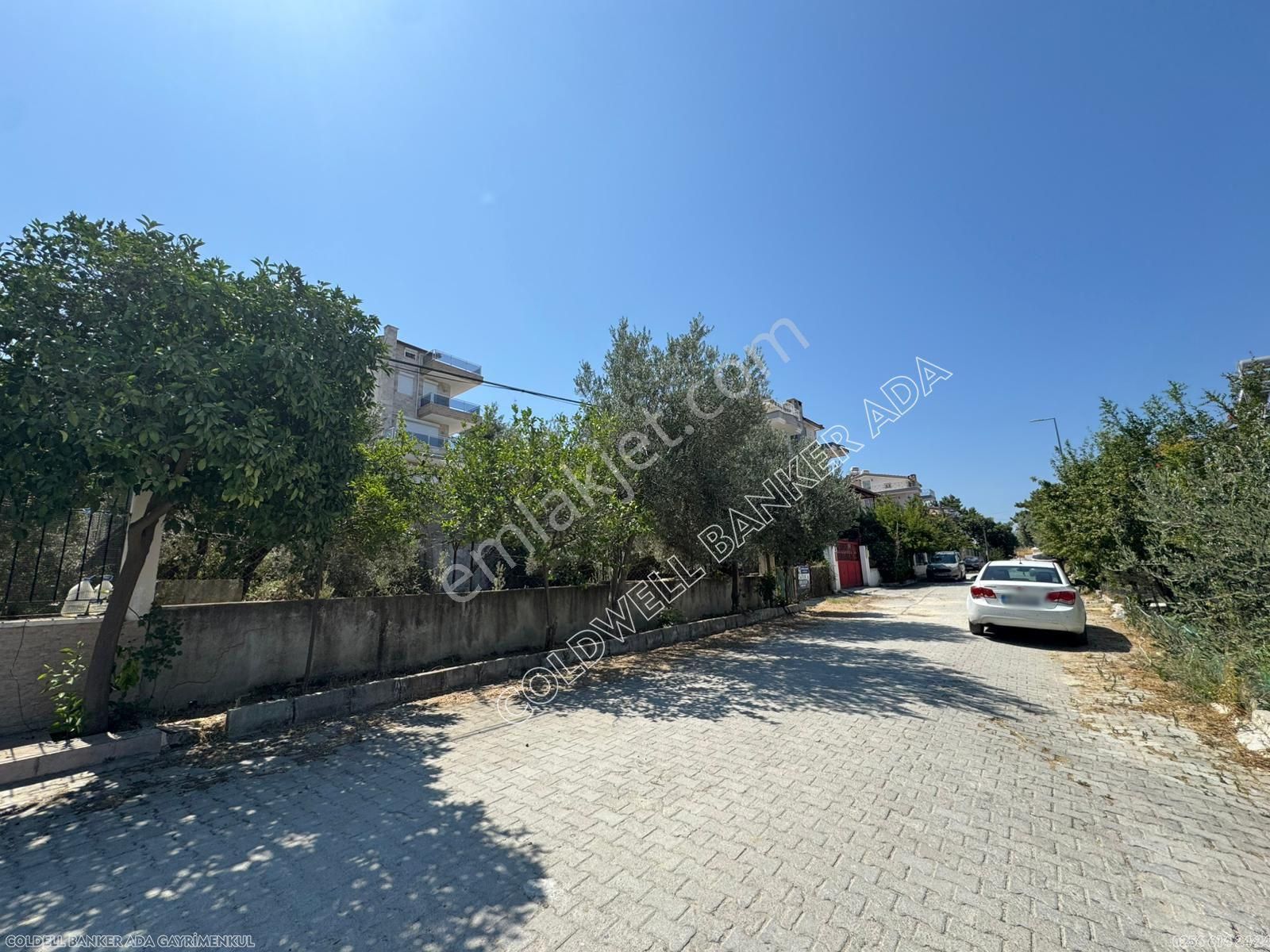 Kuşadası Merkezde Deniz Manzaralı Satılık Villa İmarlı Arsa - Görsel 9