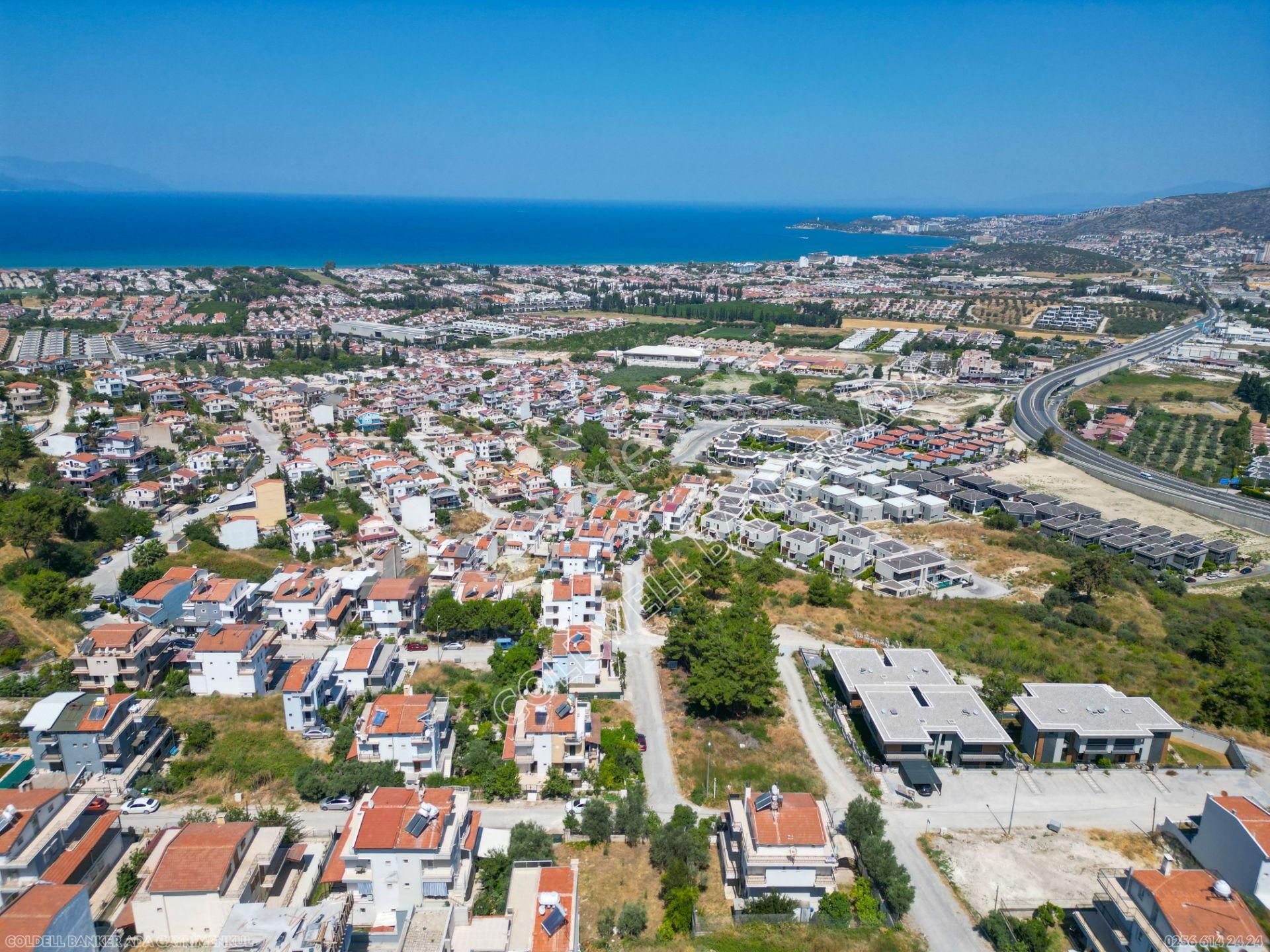 Kuşadası Merkezde Deniz Manzaralı Satılık Villa İmarlı Arsa - Görsel 4