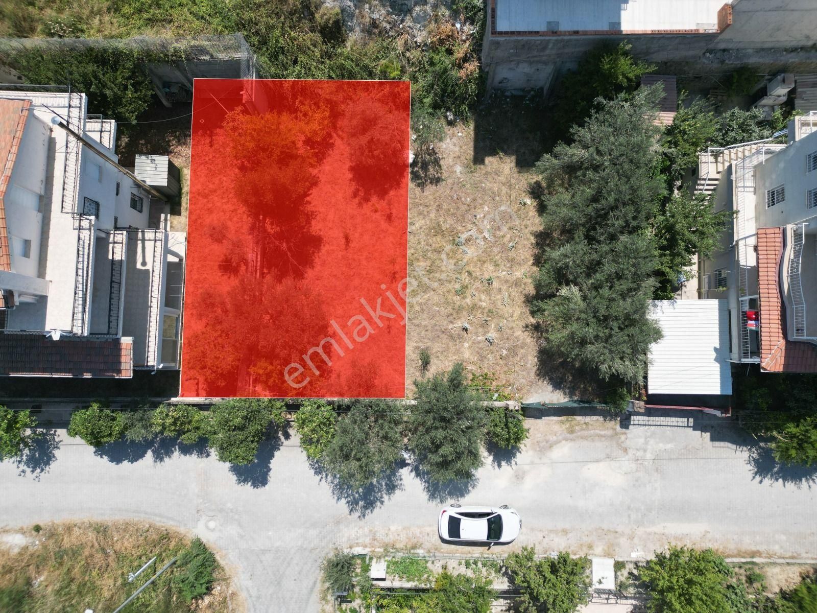 Kuşadası Merkezde Deniz Manzaralı Satılık Villa İmarlı Arsa - Görsel 13