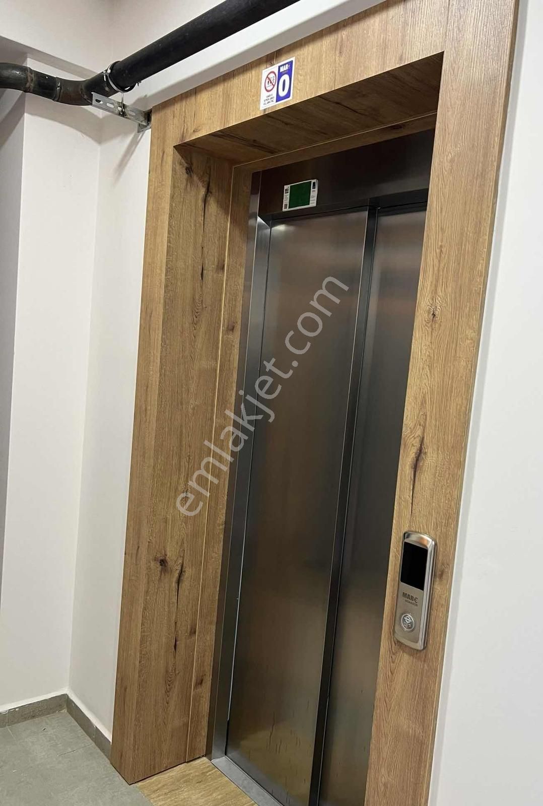 Kuşadası Kadınlar Denizinde Satılık Deniz Manzaralı 2+1 Daire - Görsel 5