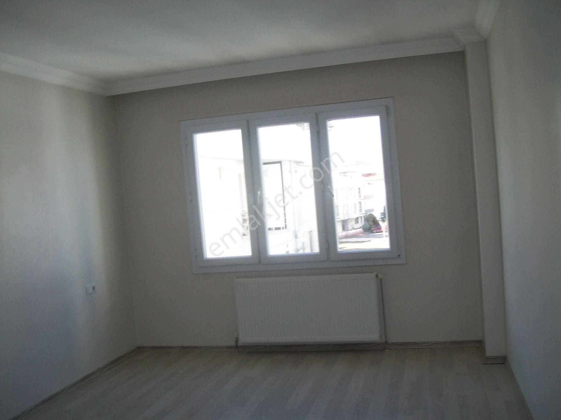 Yunuslu Mahallesi Adanalı Apartmanında 3+1 Çok Bakımlı-garağlı Daire - Görsel 6