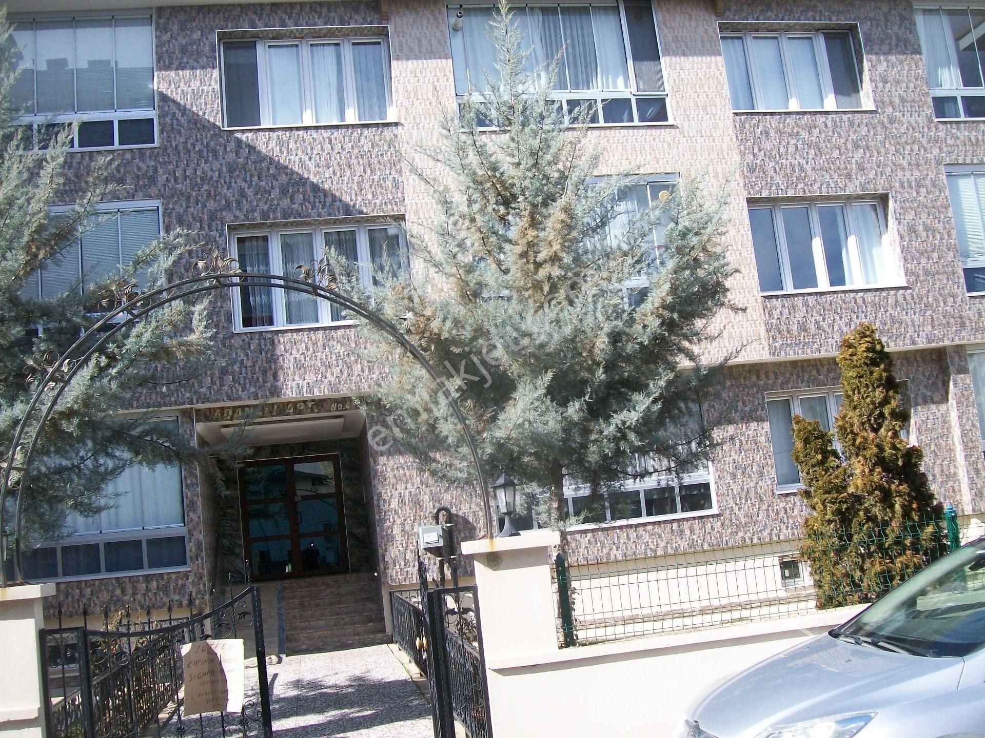 Yunuslu Mahallesi Adanalı Apartmanında 3+1 Çok Bakımlı-garağlı Daire - Görsel 8