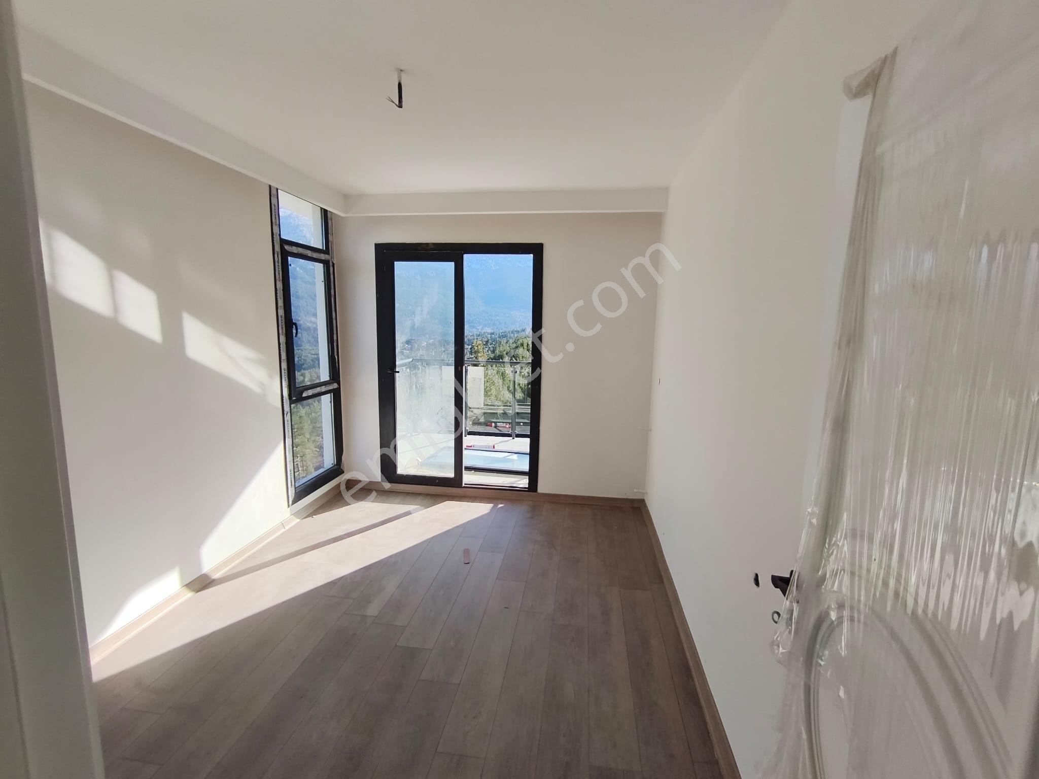 Kar Emlaktan Akçatekir Şıhlıda 5+1 Satılık Ultra Lüx Villa - Görsel 17