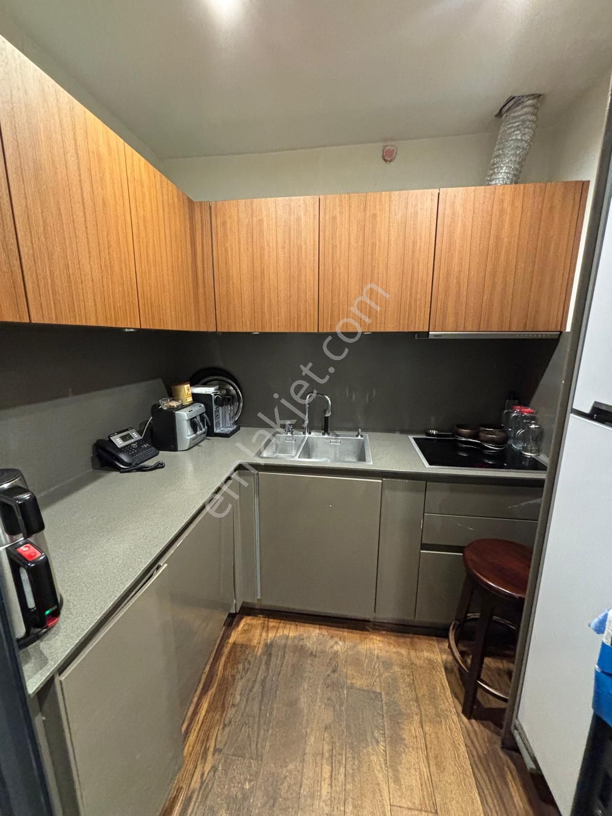 Zorlu Center Teras Evlerde Eşyalı 200 M2 Kiralık Ofis - Görsel 6