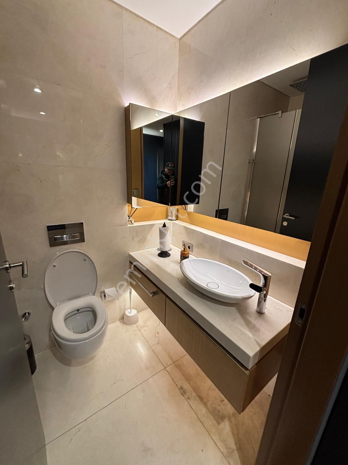 Zorlu Center Teras Evlerde Eşyalı 200 M2 Kiralık Ofis - Görsel 9