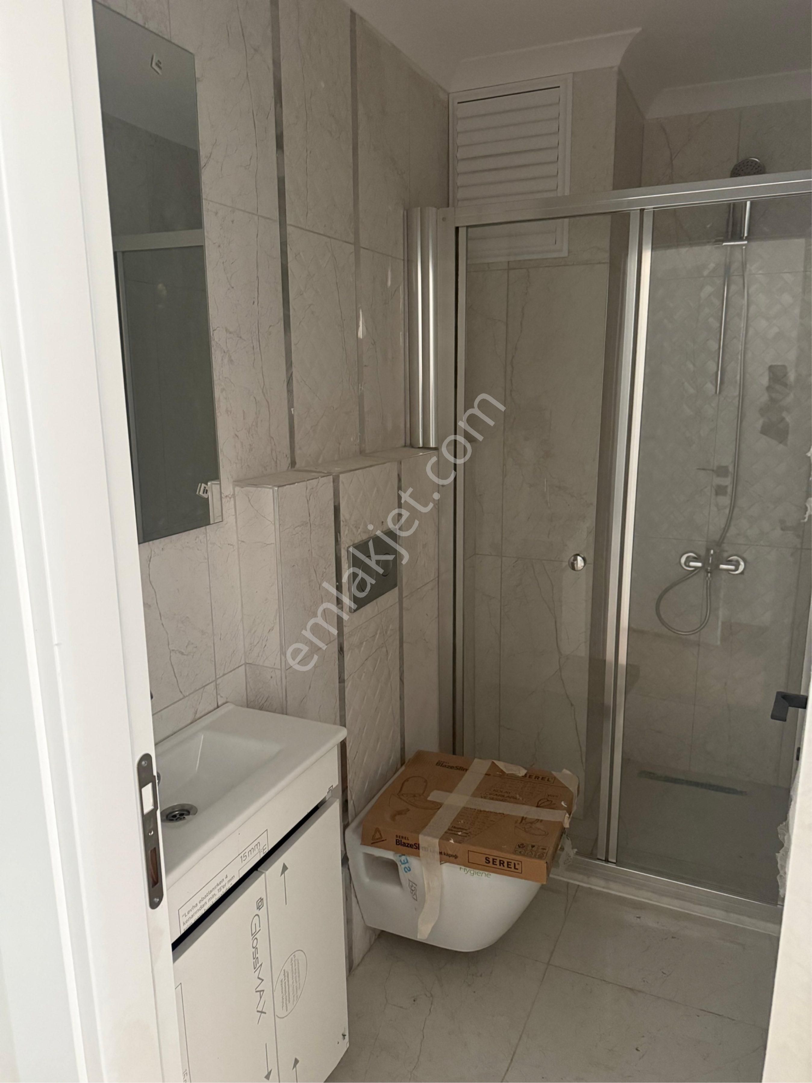 Ebeveyn Banyolu Ara Katta Sıfır Ferah 2+1 Lüks Daire - Görsel 11