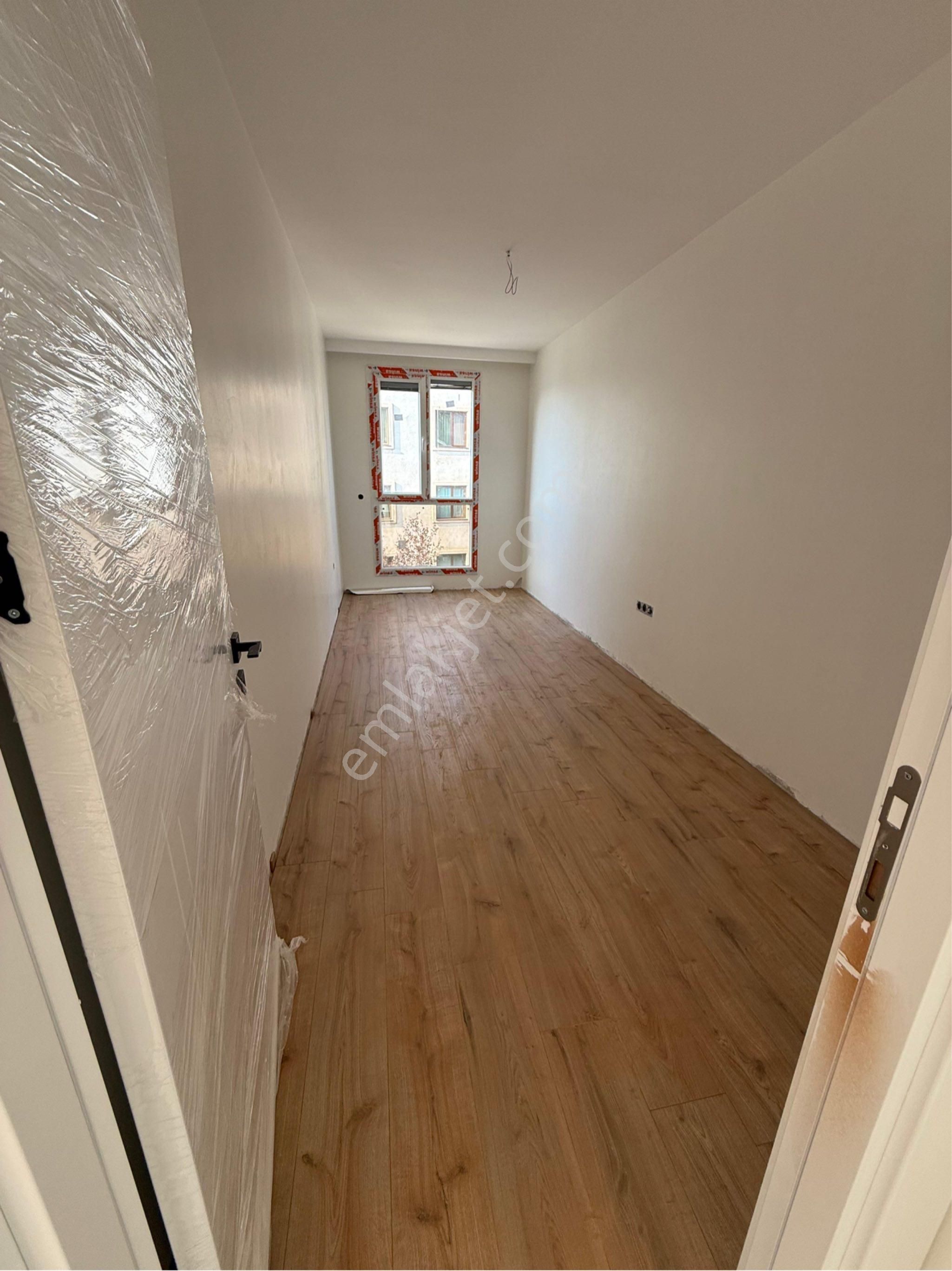 Ebeveyn Banyolu Ara Katta Sıfır Ferah 2+1 Lüks Daire - Görsel 6