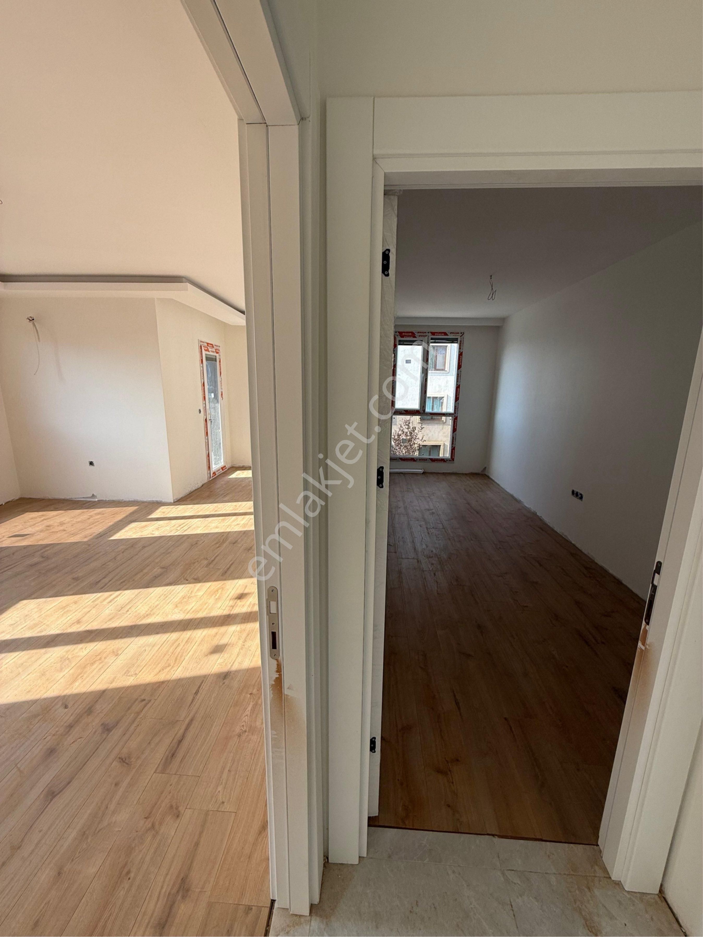 Ebeveyn Banyolu Ara Katta Sıfır Ferah 2+1 Lüks Daire - Görsel 7