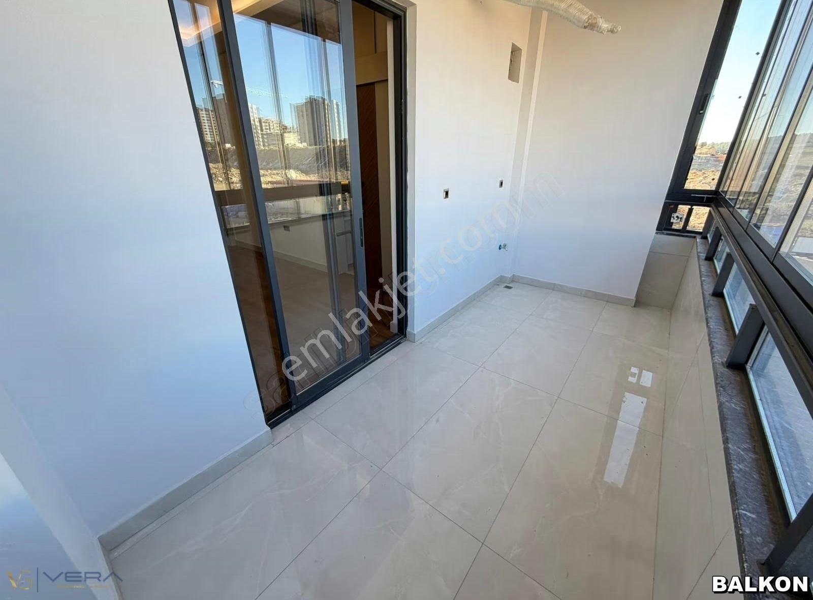 Yamaçtepe'de Özel Konsept Ultra Lüks Satılık 3.5+1 Daire - Görsel 15