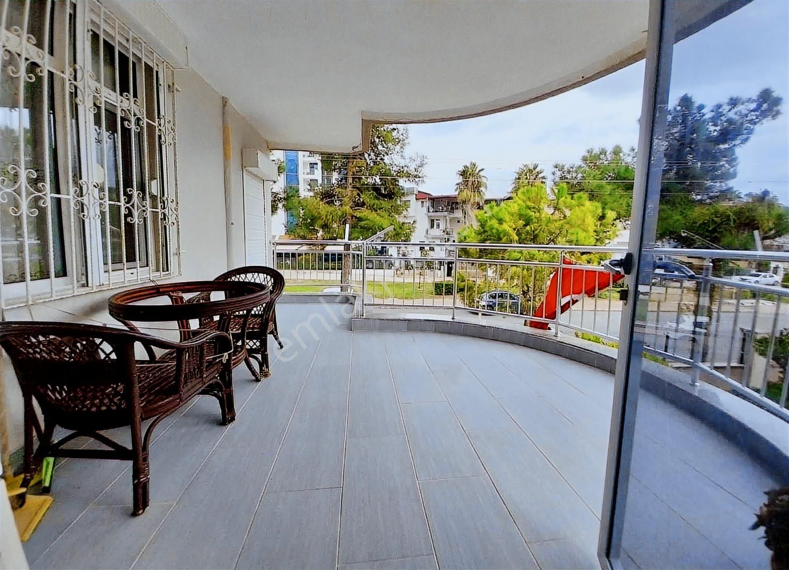 Muratpaşa Güzeloba' Da Satılık 3+1 Havuzlu Geniş Daire/de - Görsel 4