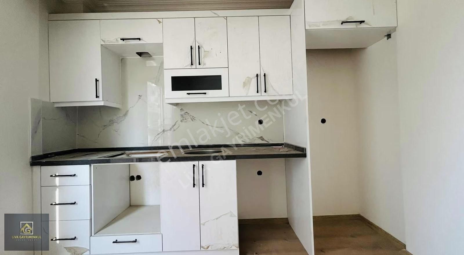 Buca İnönü Mahallesinde Sıfır 1+1 Daire Ulaşım Ve Merkezde - Görsel 14