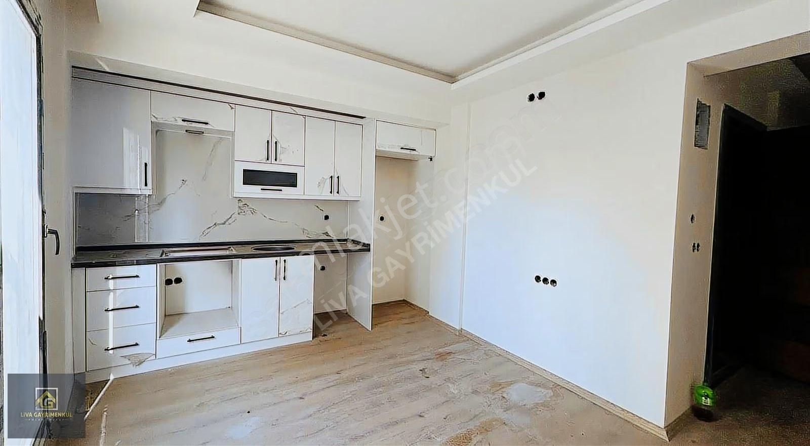 Buca İnönü Mahallesinde Sıfır 1+1 Daire Ulaşım Ve Merkezde - Görsel 16