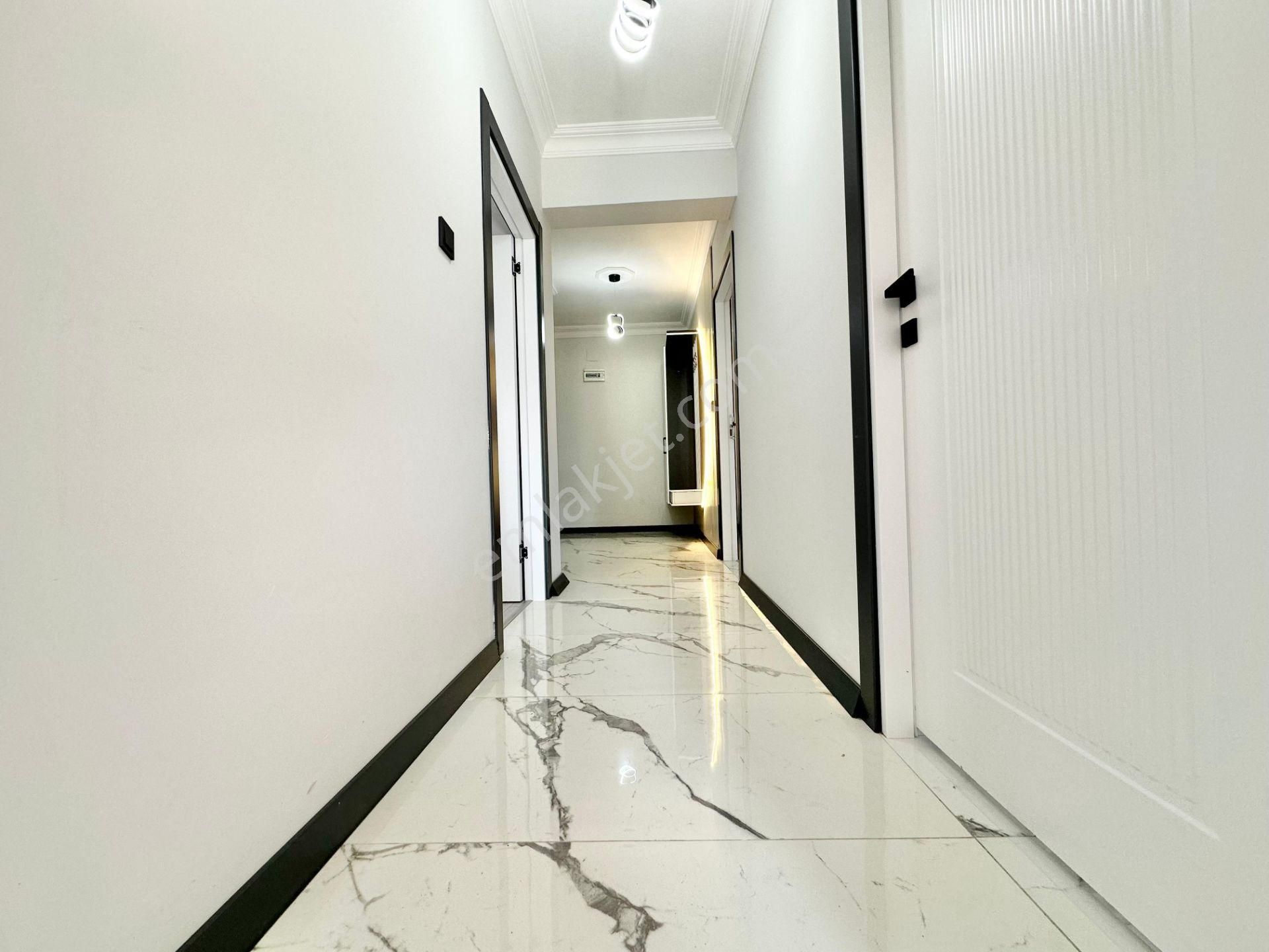 ꧁ay Emlaktan꧁akçay Merkezde Arakat Ayrı Mutfaklı Denize Yakın Lüx Tasarım Satılık 2+1 Geniş Daire - Görsel 33