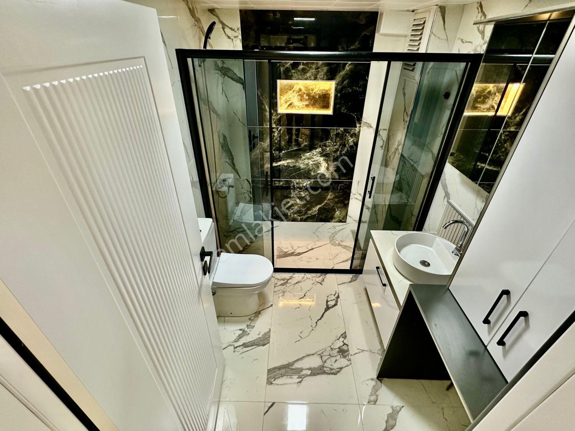 ꧁ay Emlaktan꧁akçay Merkezde Arakat Ayrı Mutfaklı Denize Yakın Lüx Tasarım Satılık 2+1 Geniş Daire - Görsel 29