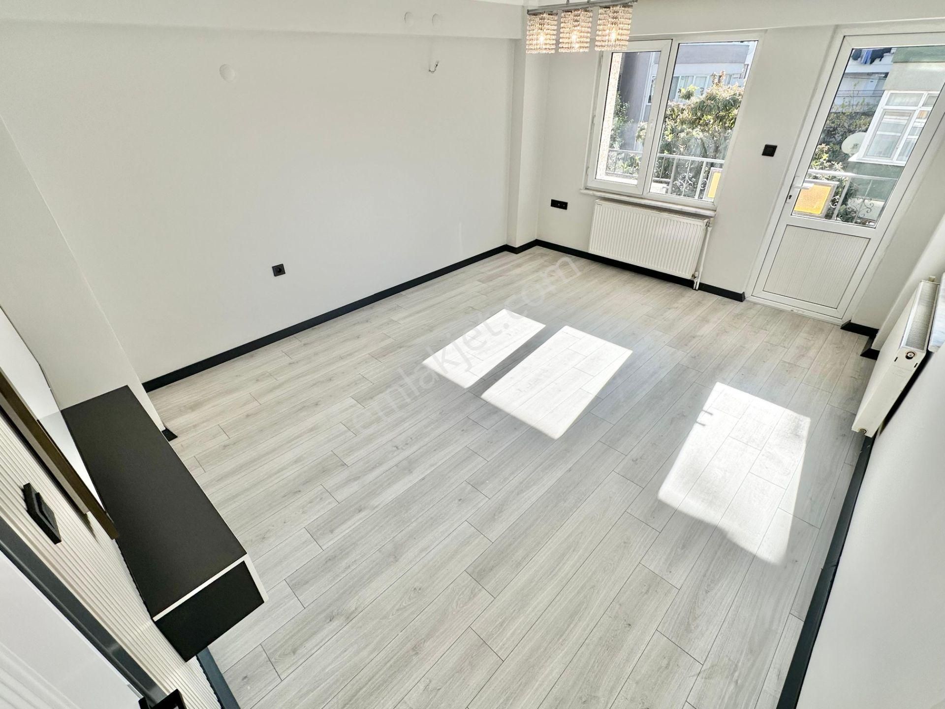 ꧁ay Emlaktan꧁akçay Merkezde Arakat Ayrı Mutfaklı Denize Yakın Lüx Tasarım Satılık 2+1 Geniş Daire - Görsel 7