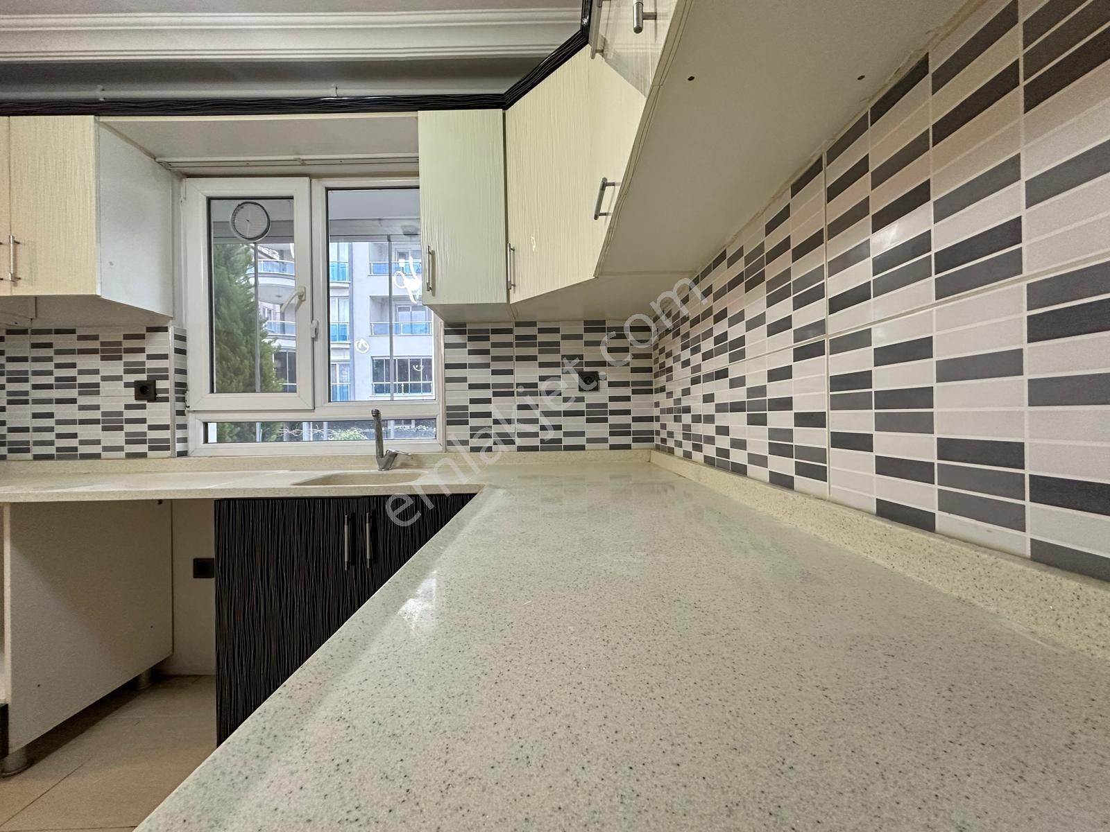 ꧁ay Emlaktan꧂akçay'da Kombili Denize 400 Mt Müstakil Tadında Köşe Ön Cephe Satılık 2+1 Yeni Daire - Görsel 6