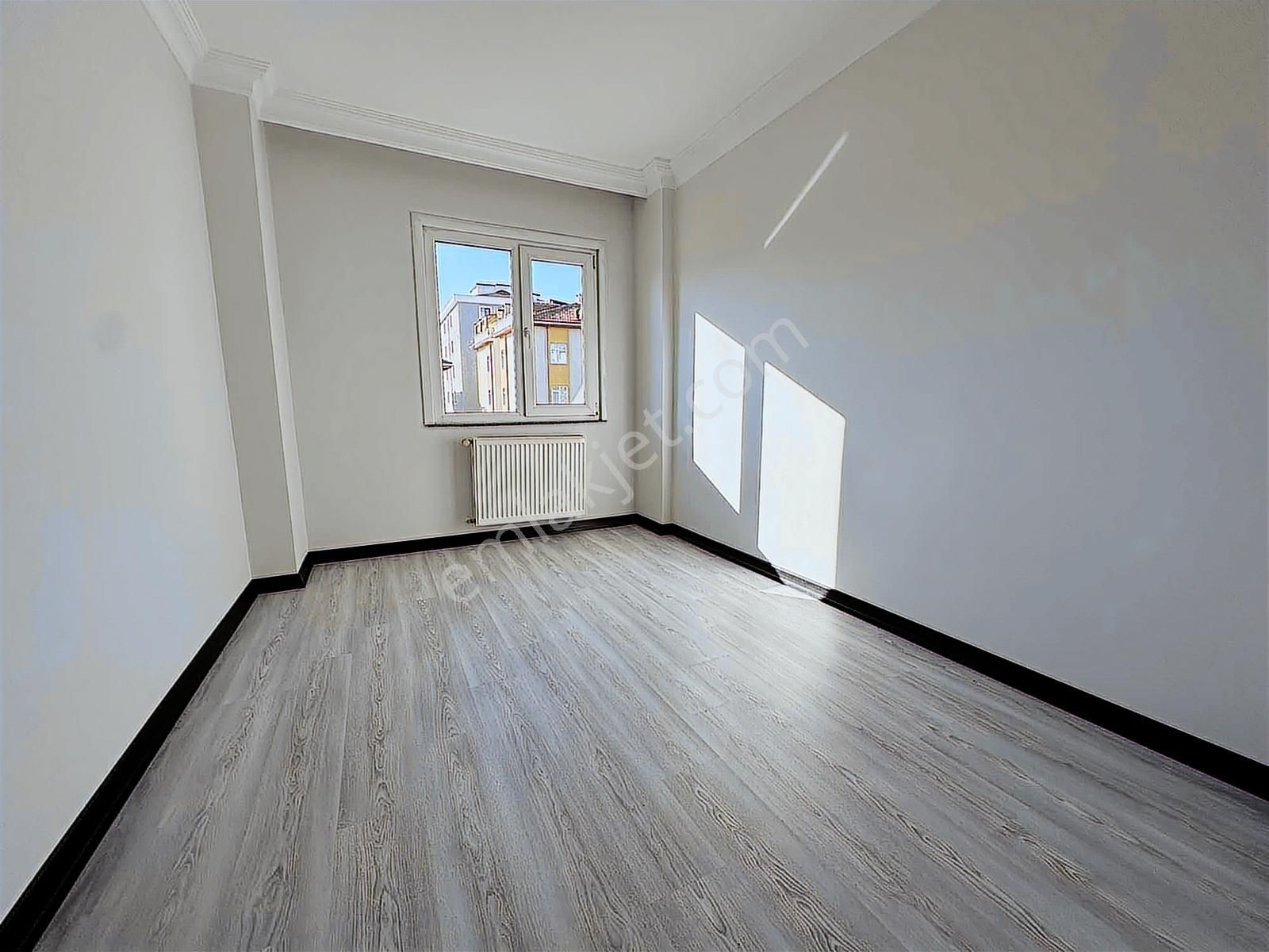 Muhteşem Konumda Ferah Büyük M2 2 +1 - Görsel 11