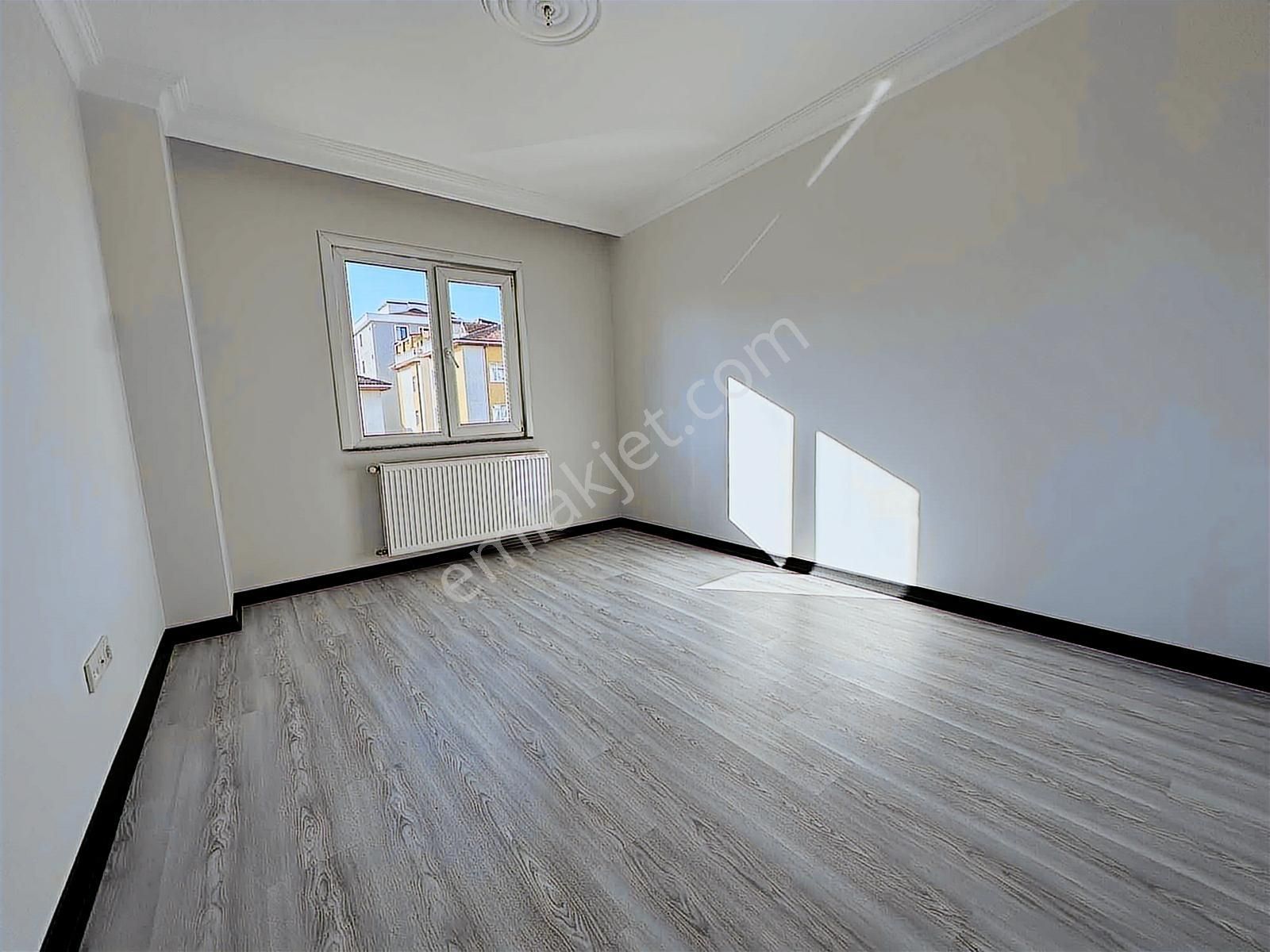 Muhteşem Konumda Ferah Büyük M2 2 +1 - Görsel 12