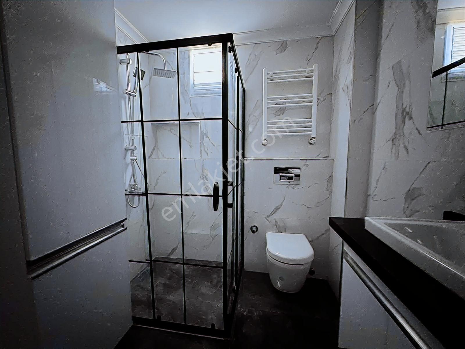 Muhteşem Konumda Ferah Büyük M2 2 +1 - Görsel 6