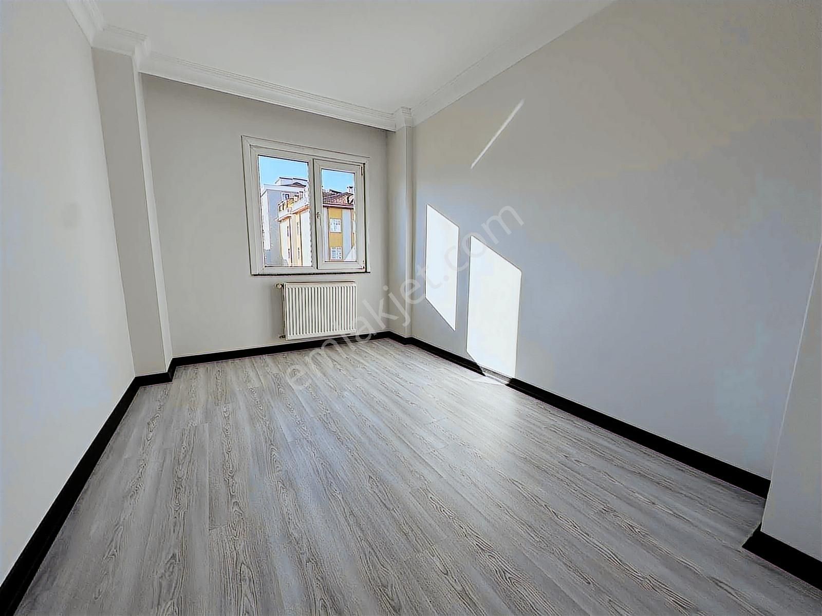 Muhteşem Konumda Ferah Büyük M2 2 +1 - Görsel 5