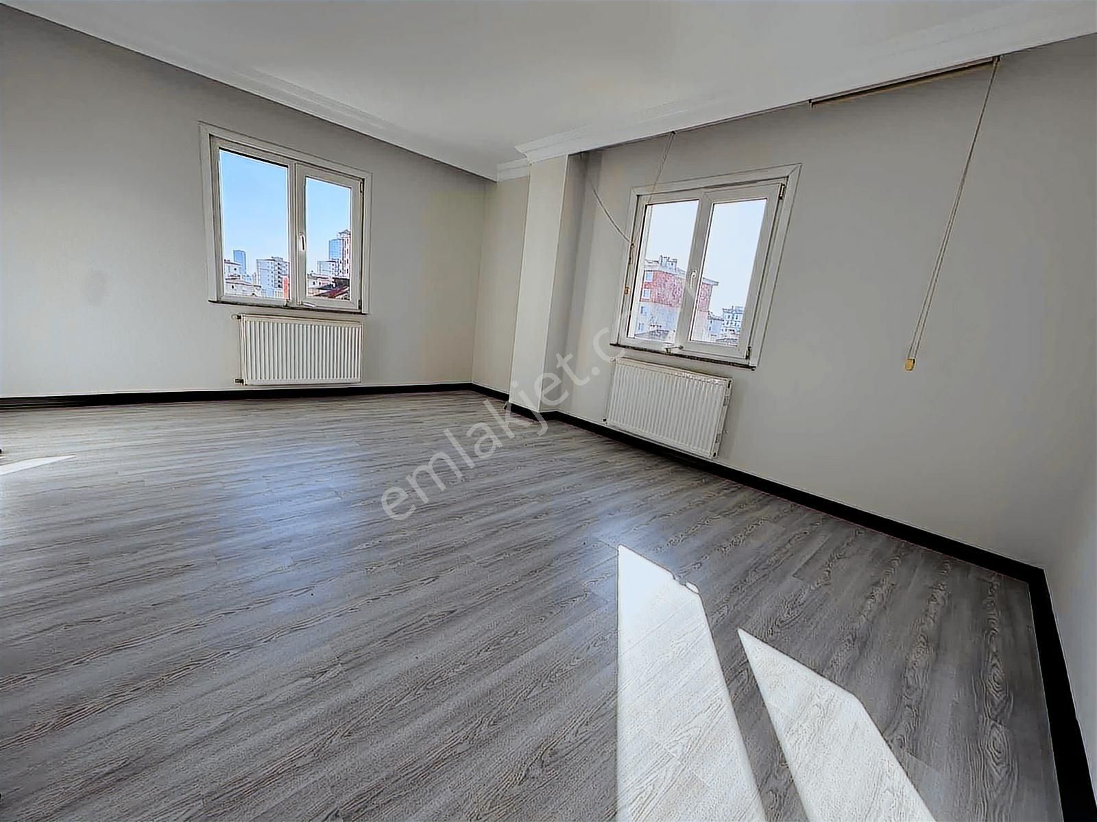 Muhteşem Konumda Ferah Büyük M2 2 +1 - Görsel 2