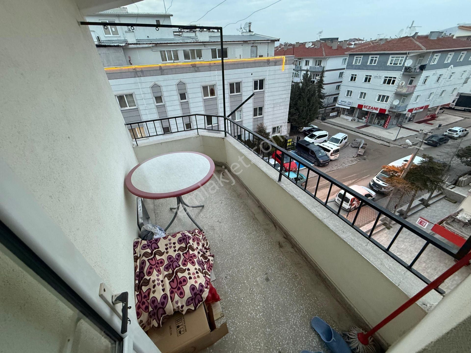 Sym'den Akşemsettin Mh Köşe Başında Merkezi Konumda Yapılı 4+1daire!!!! - Görsel 25