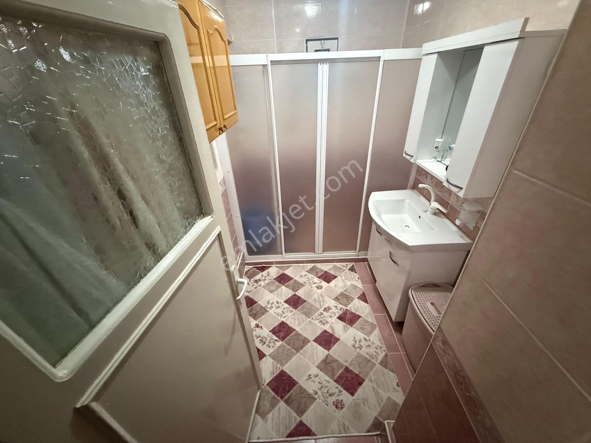 Sym'den Akşemsettin Mh Köşe Başında Merkezi Konumda Yapılı 4+1daire!!!! - Görsel 33