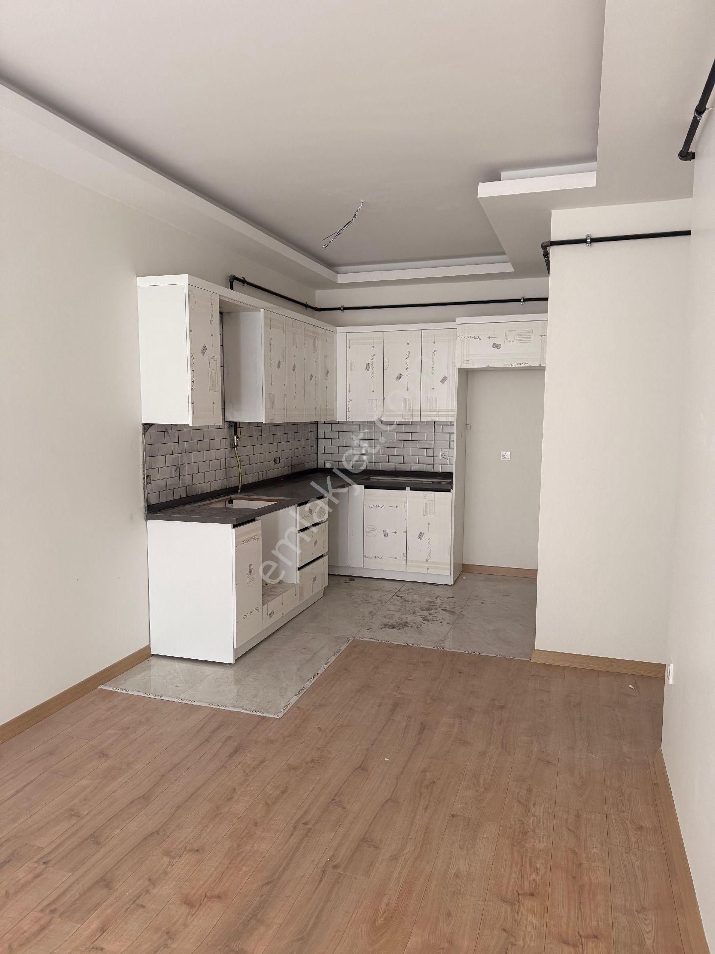 Para'dan Ebeveyn Banyolu Ara Katta Sıfır Ferah 2+1 Lüks Daire - Görsel 18