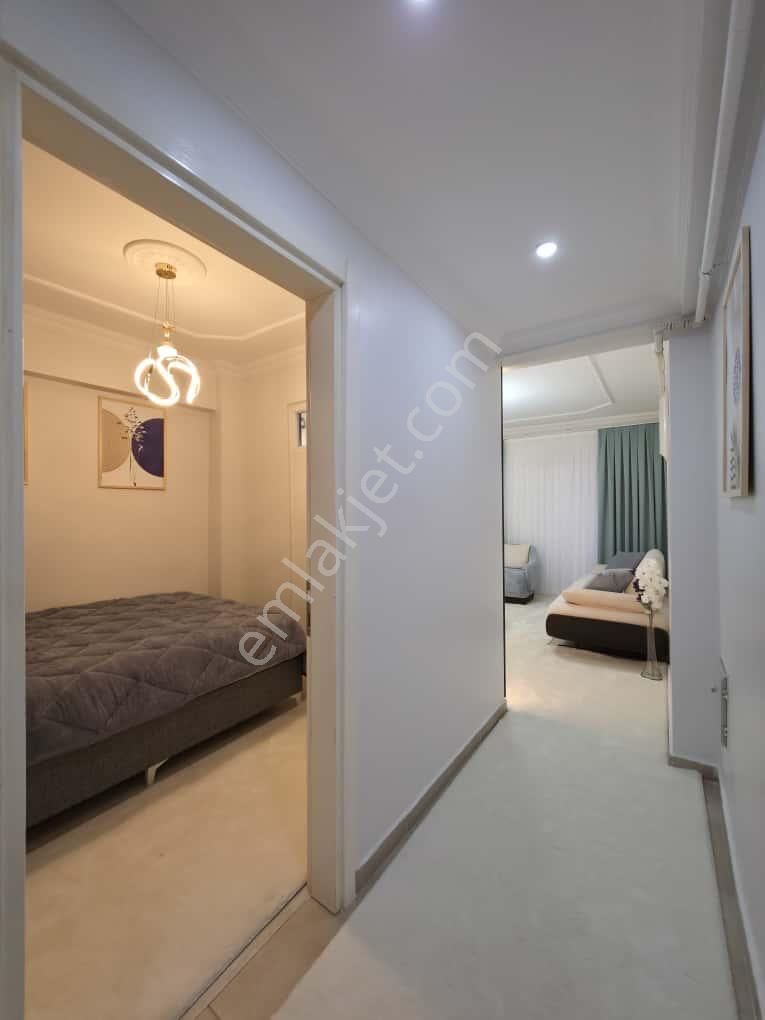 Balkonlu Sıfır Eşyalı Atalar Mevki 1+1 Satılık Apart - Görsel 4